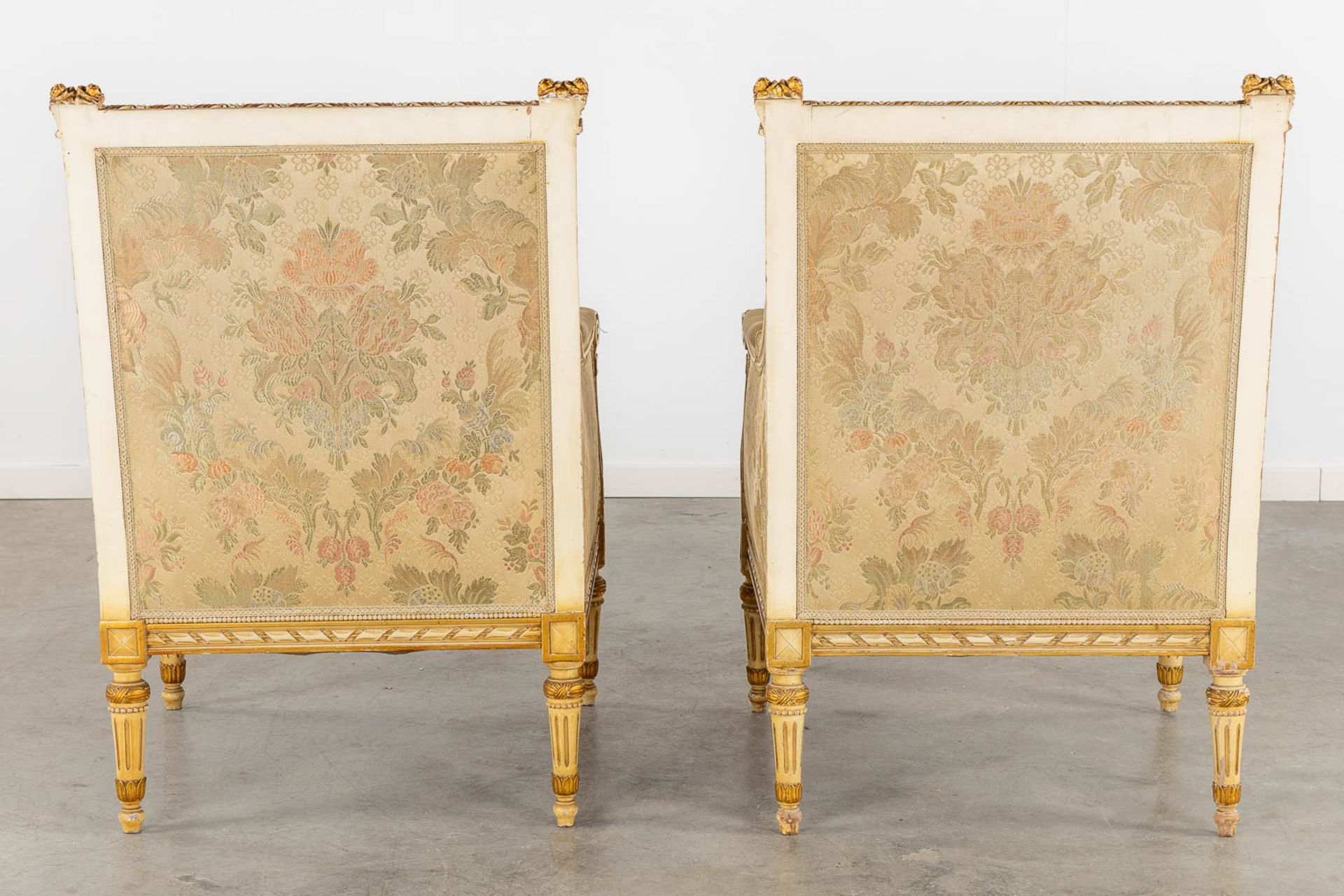 A set of 4 armchairs, sculptured and gilt wood in Louis XVI style. Circa 1920. (L:70 x W:67 x H:95 c - Bild 6 aus 17