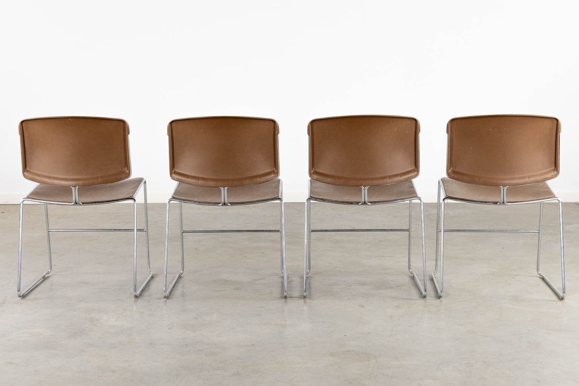 A set of 4 mid-century chairs 'Steelcase Max Stacker' chairs. (L:52 x W:50 x H:78 cm) - Bild 5 aus 14
