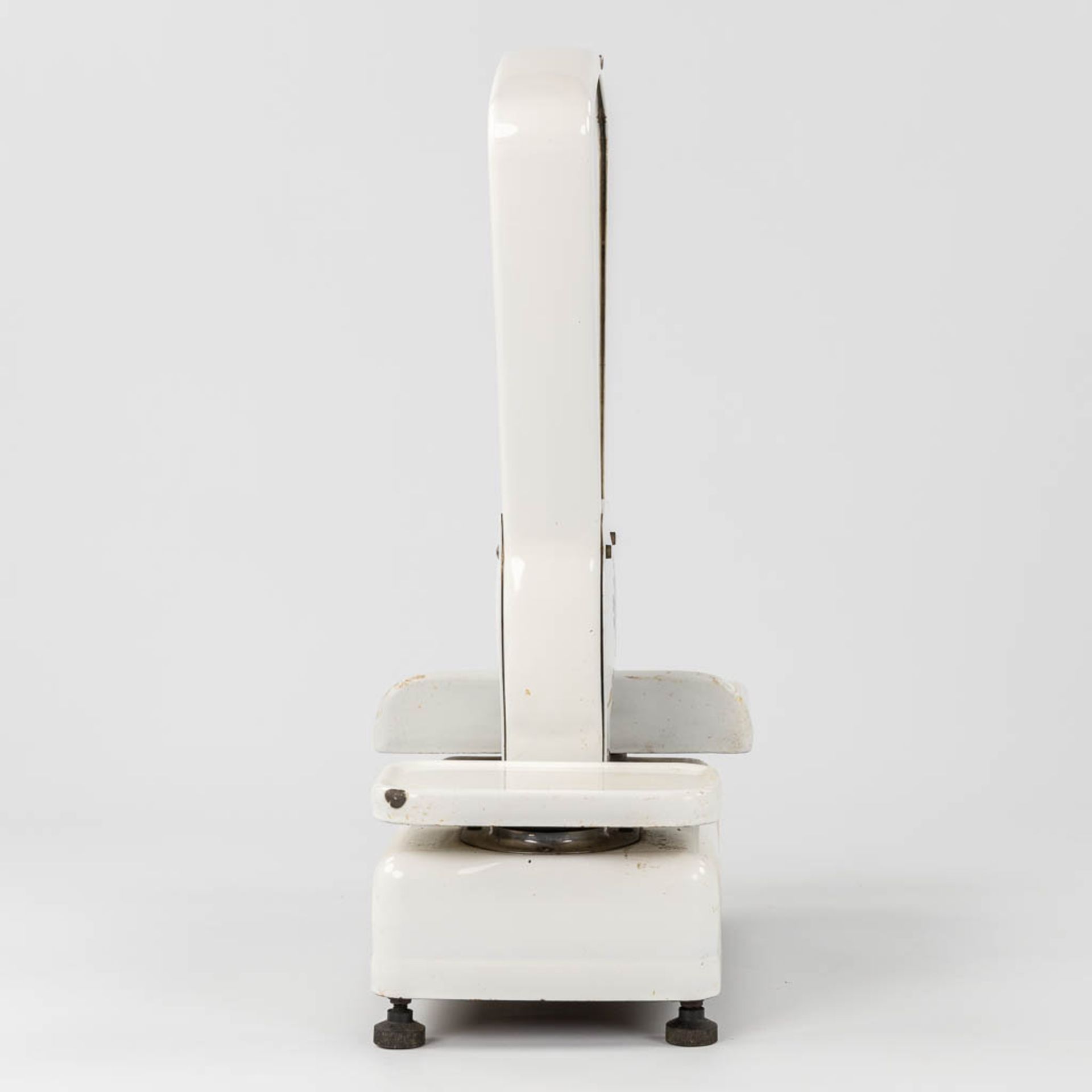 Berkel, two scales, enamelled and inox. (L:28 x W:55 x H:68 cm) - Image 7 of 15