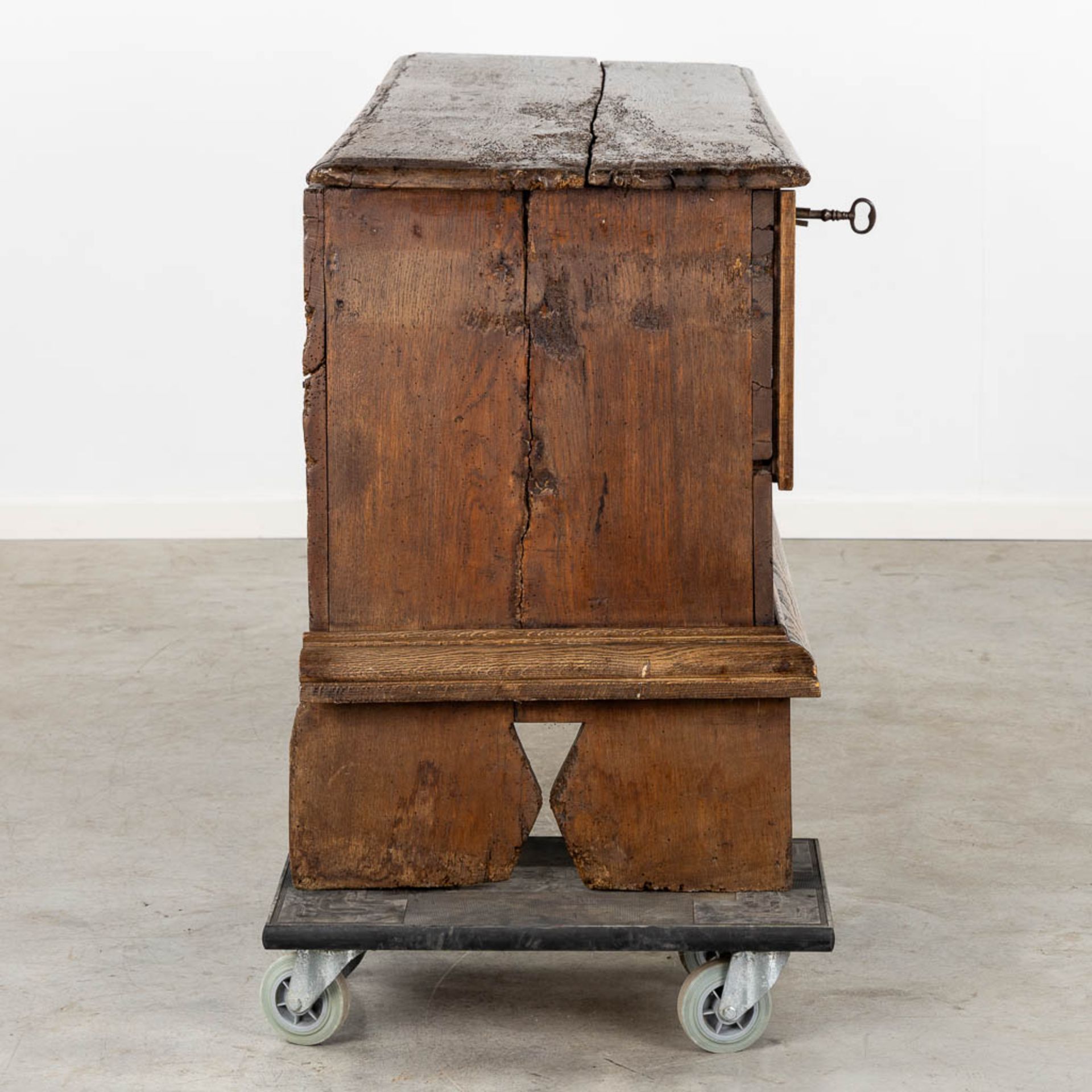 An antique chest. (L:54 x W:176 x H:80 cm) - Bild 5 aus 16