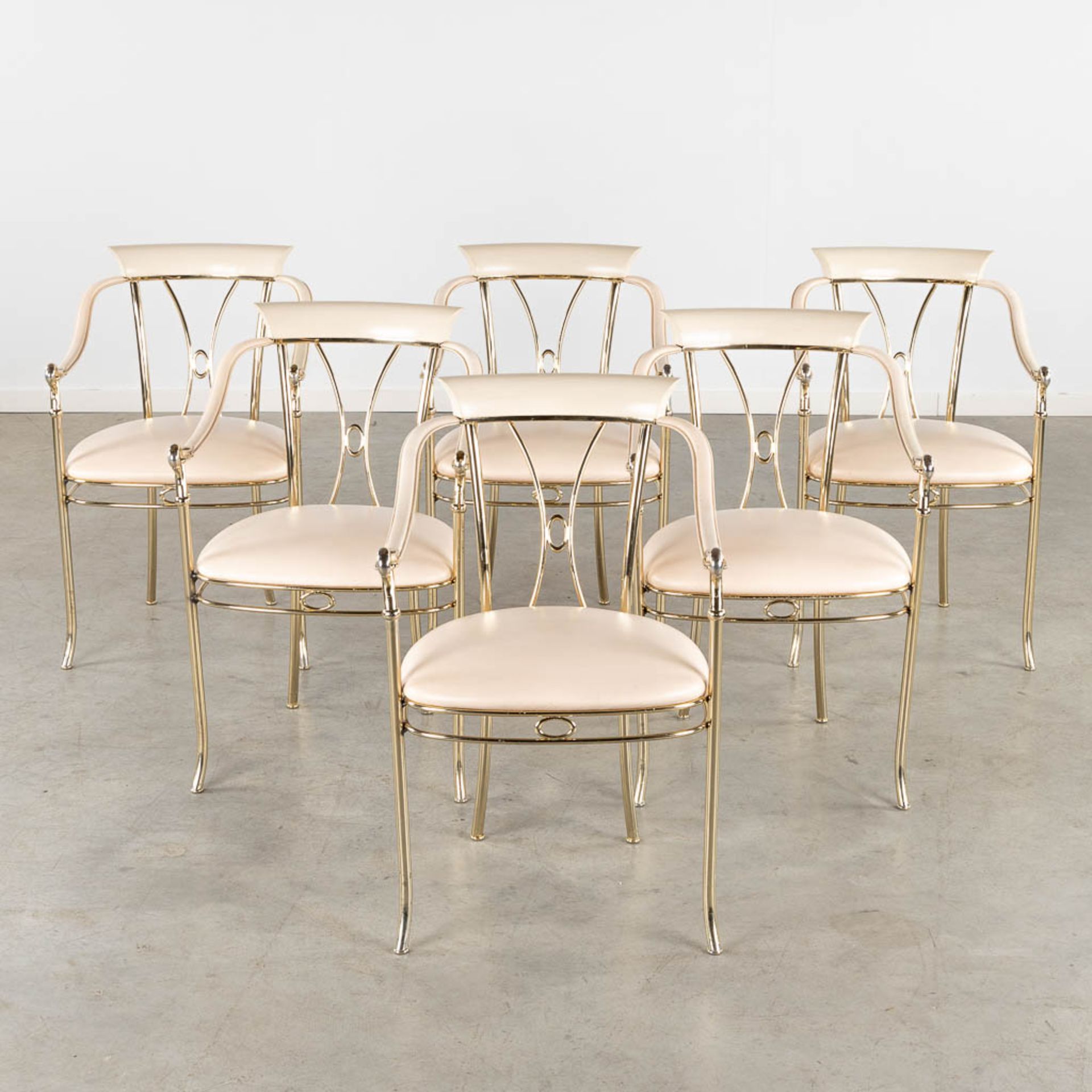 Manuel VIDAL GRAU (XX) 'Oval table and 6 chairs' resin, gilt metal and leather. (L:115 x W:200 x H:7 - Bild 3 aus 21