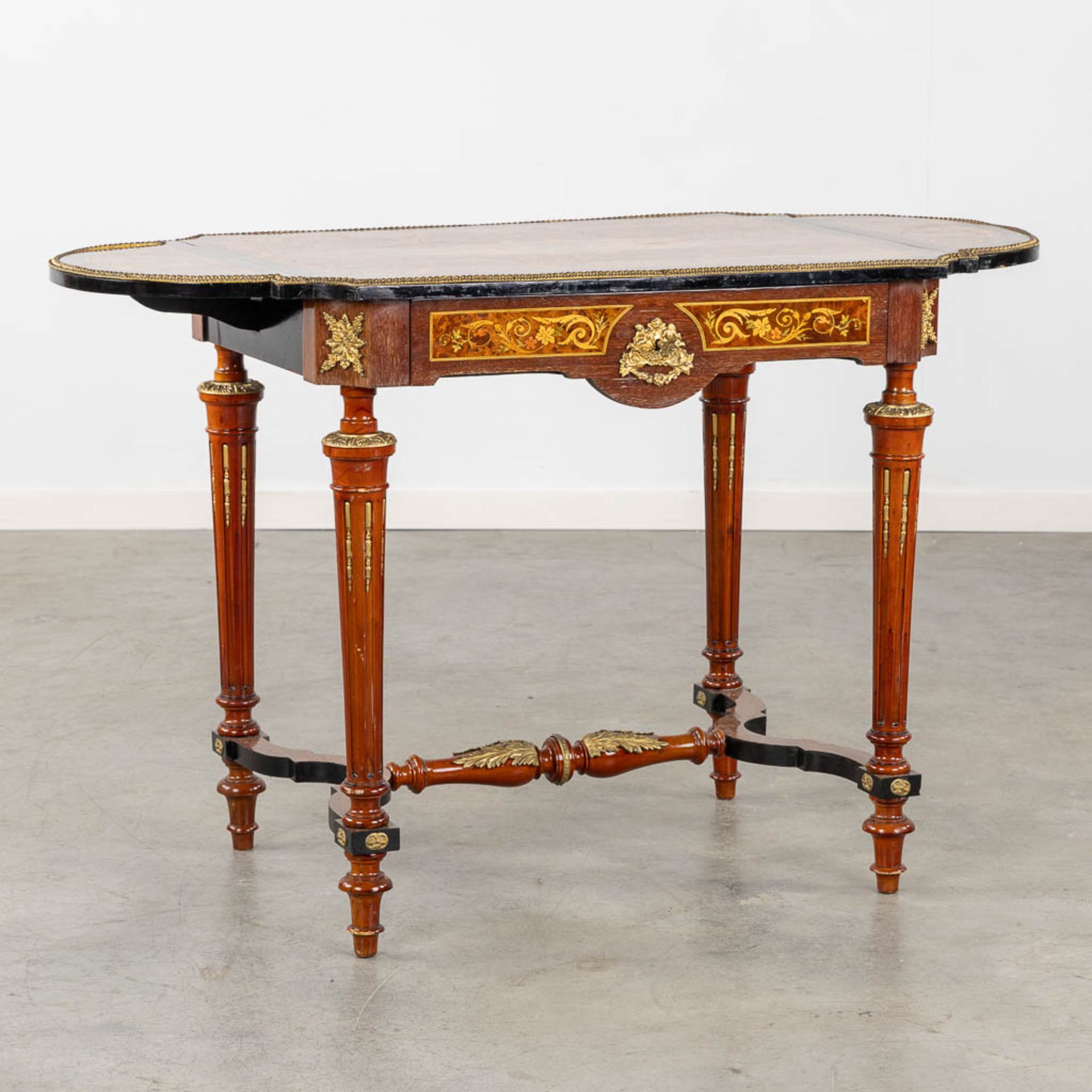 A side table/play table, marquetry inlay and mounted with bronze. 20th C. (L:57 x W:115 x H:74 cm) - Bild 3 aus 19