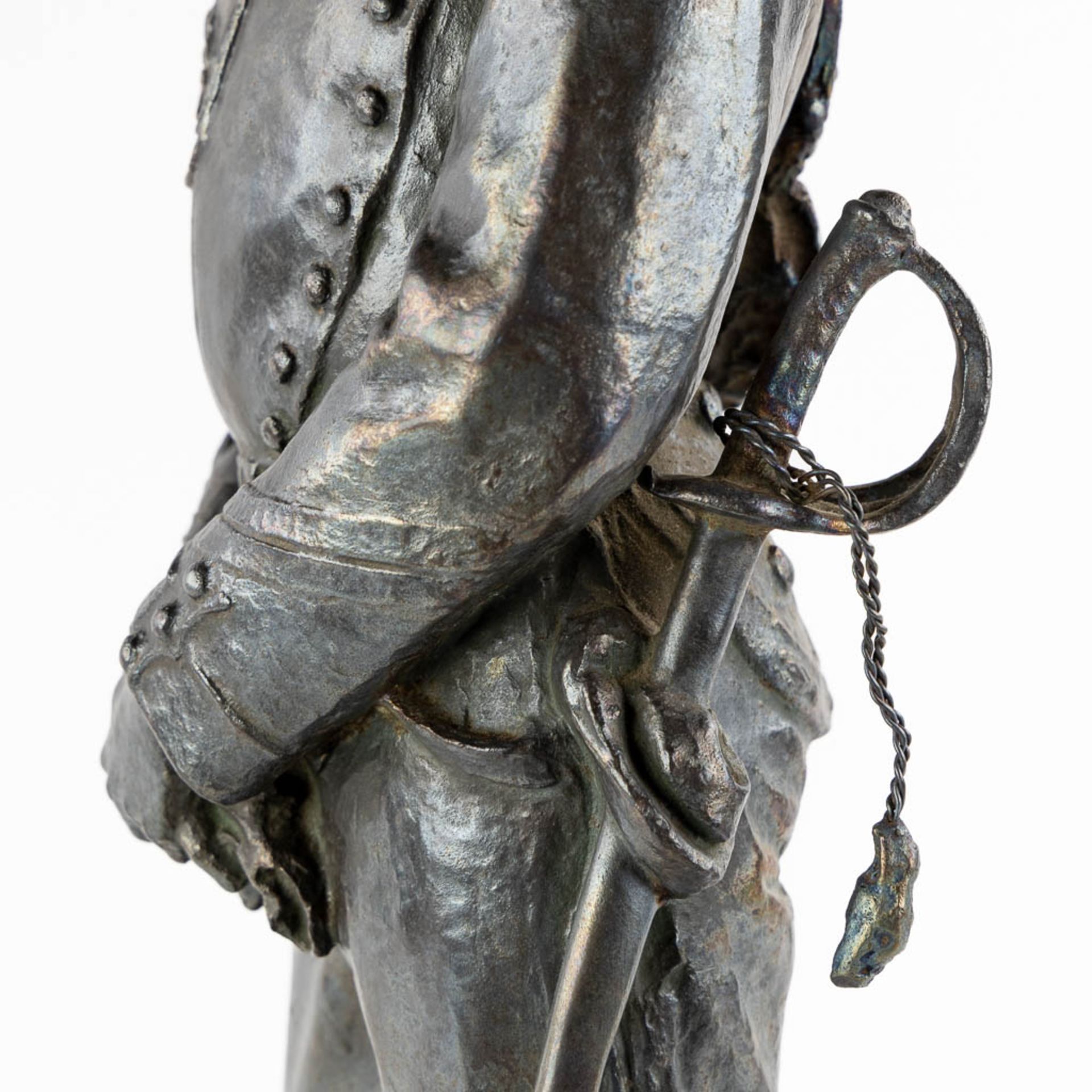 Léon MIGNON (1847-1898) 'French Soldier' patinated bronze, foundry mark. (L:15 x W:17 x H:55 cm) - Bild 10 aus 12