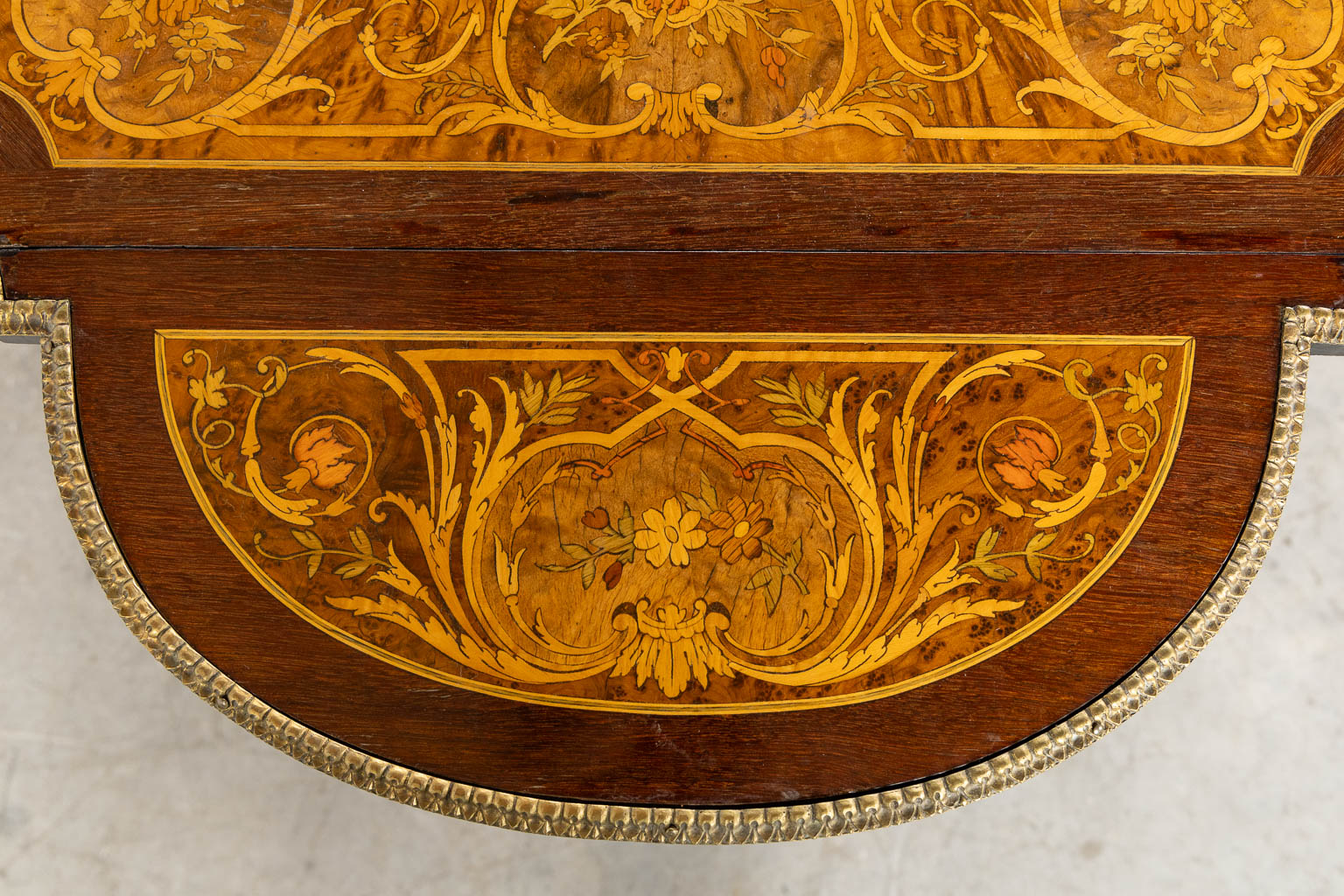 A side table/play table, marquetry inlay and mounted with bronze. 20th C. (L:57 x W:115 x H:74 cm) - Image 16 of 19