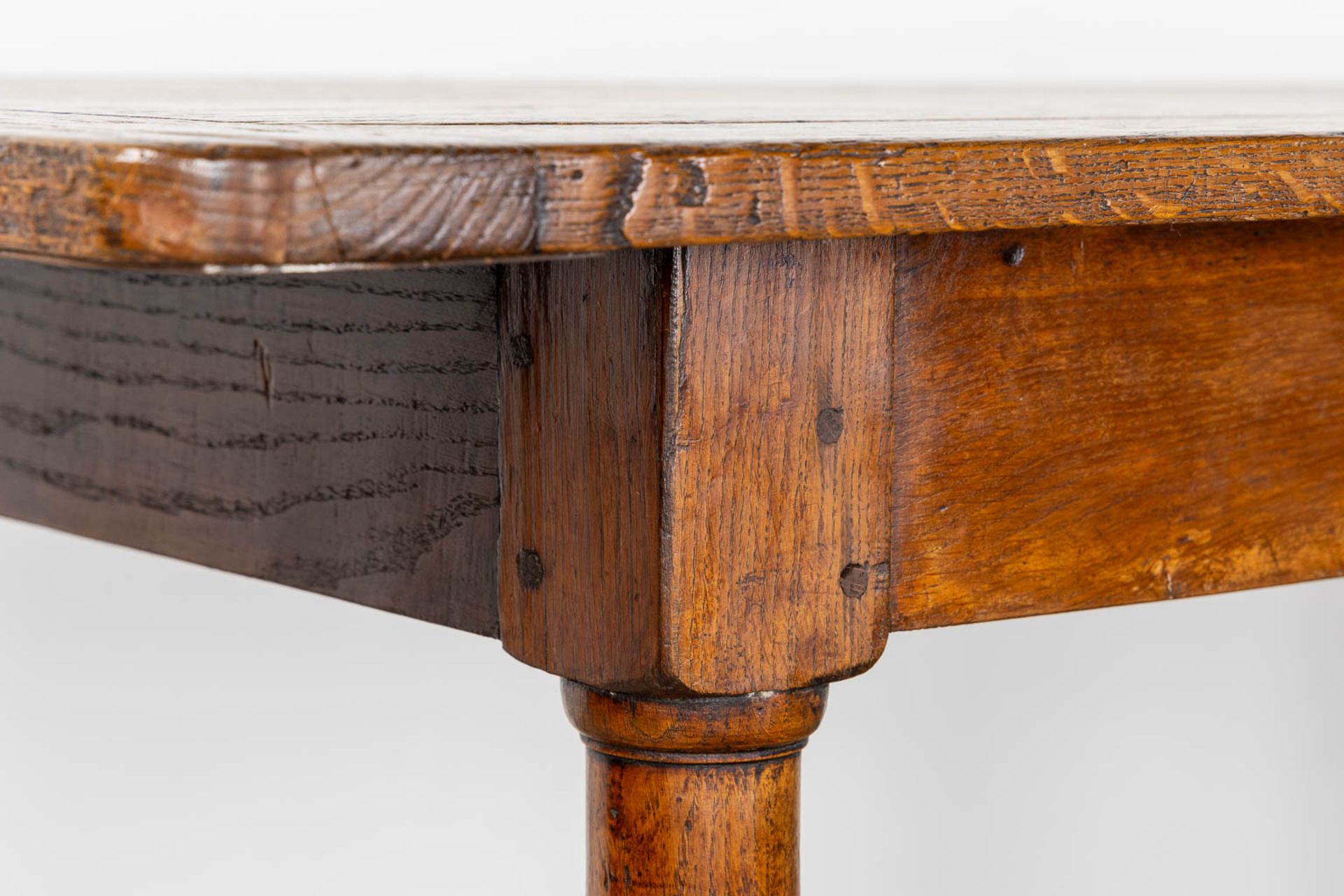 A very large oak monastery table. 19th C. (L:86 x W:330 x H:72 cm) - Bild 11 aus 11