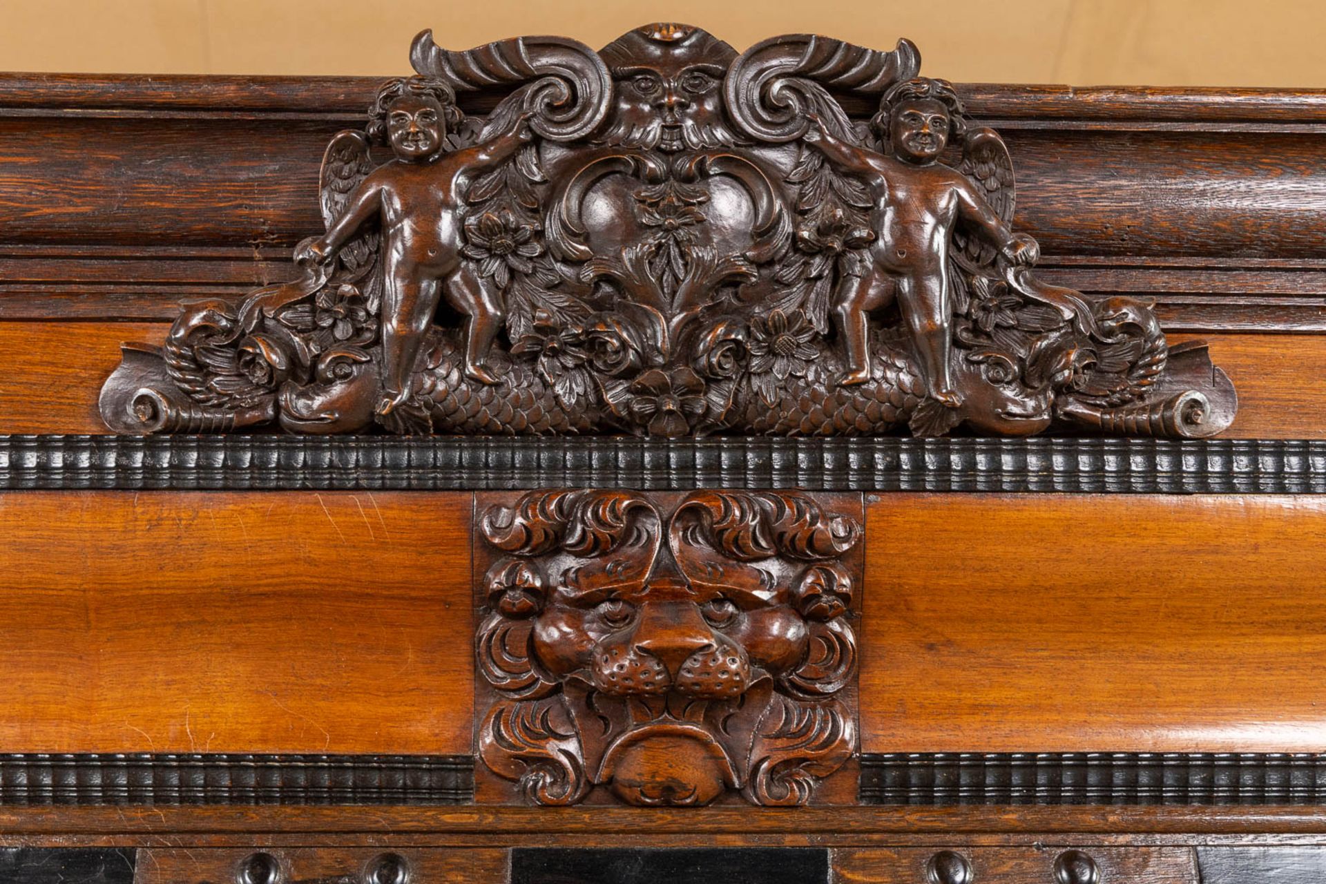 An antique 'Dutch pillow cabinet', ebonised wood, 19th C. (L:74 x W:182 x H:210 cm) - Image 7 of 20