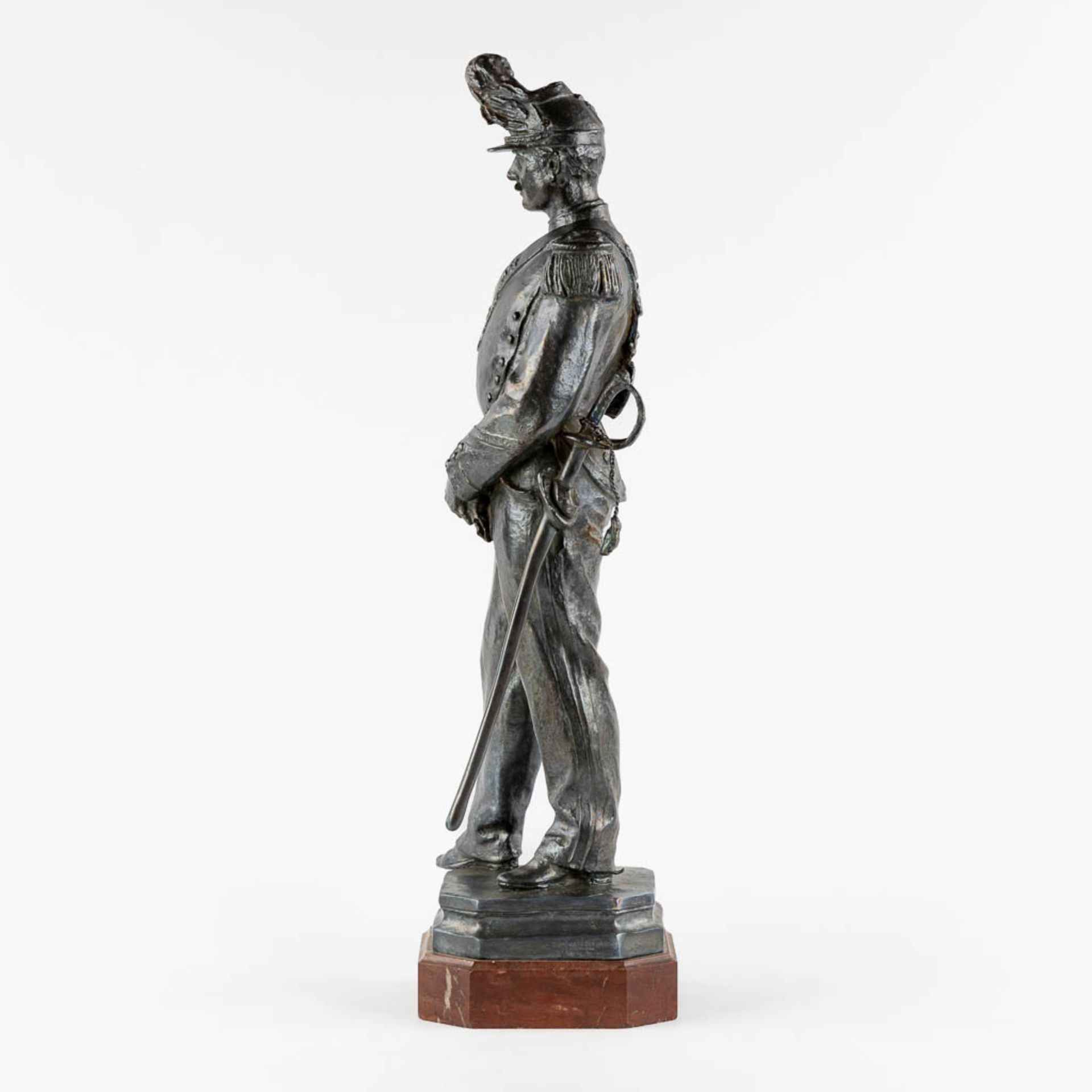 Léon MIGNON (1847-1898) 'French Soldier' patinated bronze, foundry mark. (L:15 x W:17 x H:55 cm) - Bild 4 aus 12