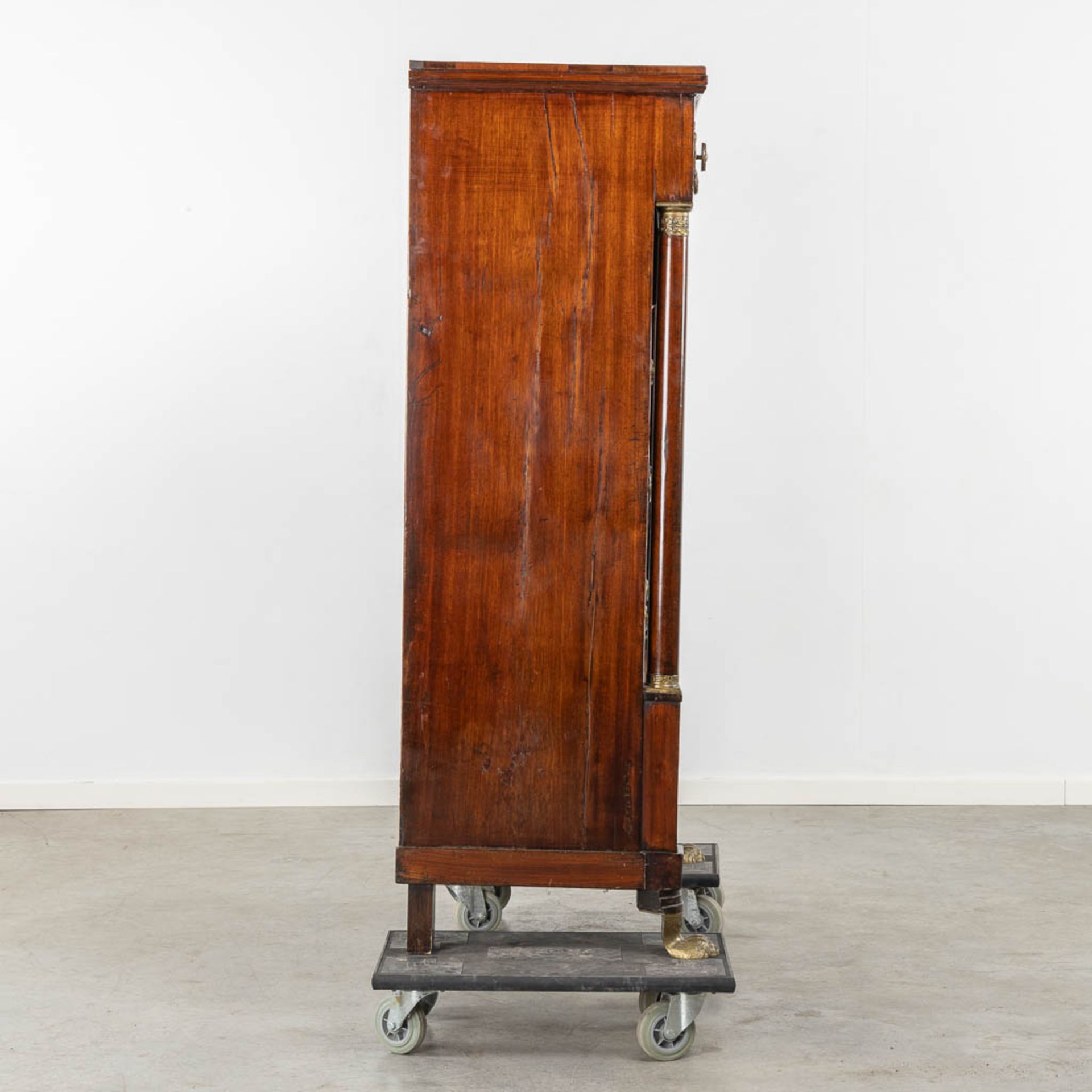 A 6-drawer cabinet, rosewood veneer mounted with bronze. Empire period, 19th C. (L:50 x W:100 x H:15 - Bild 5 aus 15