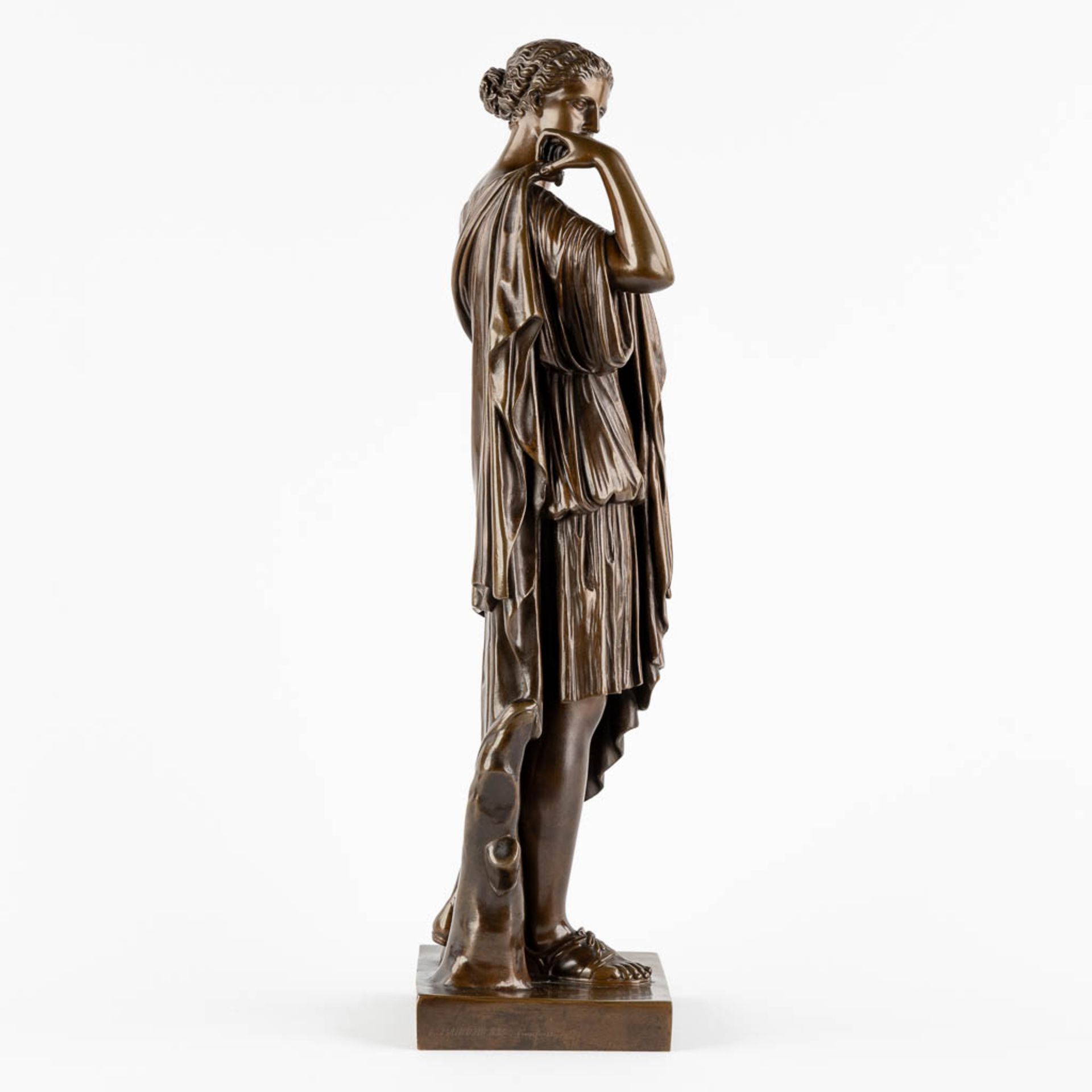 Ferdinand BARBEDIENNE (1810-1892) Diana of Gabii, patinated bronze, 19th C. (L:13 x W:15 x H:51 cm) - Bild 6 aus 10