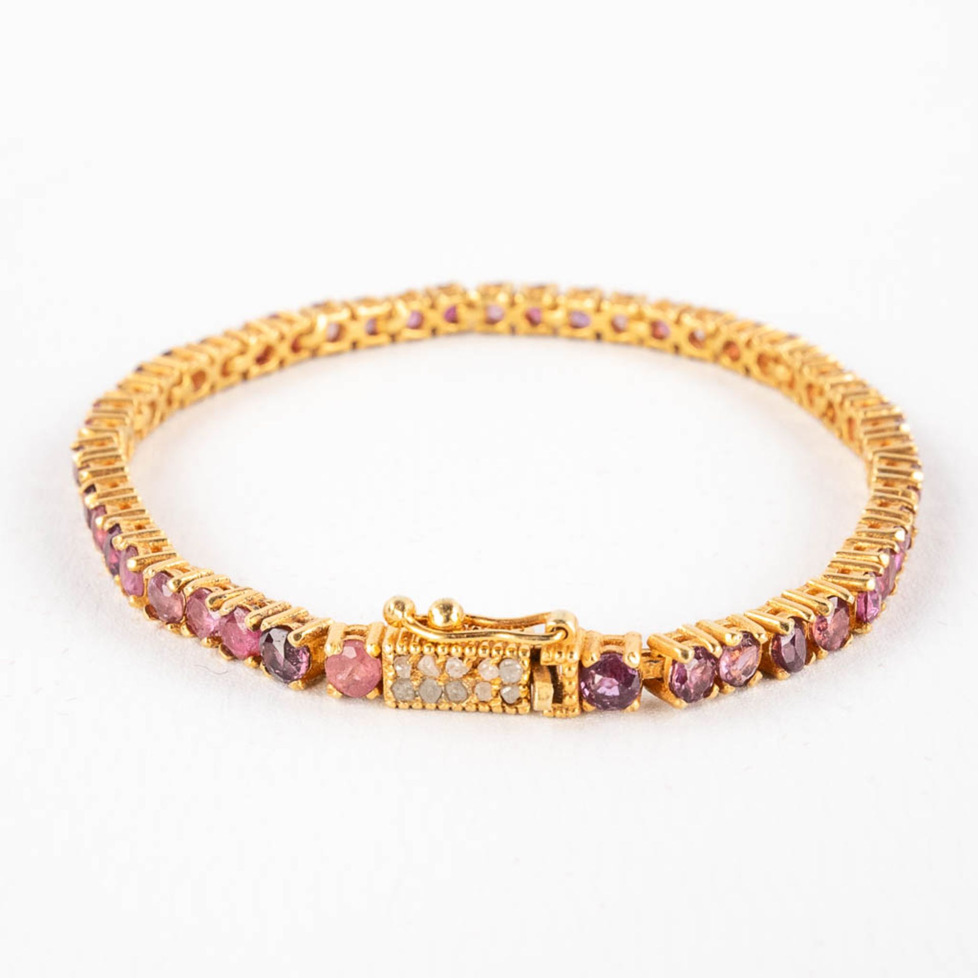An elegant bracelet, gilt silver mounted with pink 'Tourmaline'. 10,41g. (L:17,8 cm) - Image 7 of 13