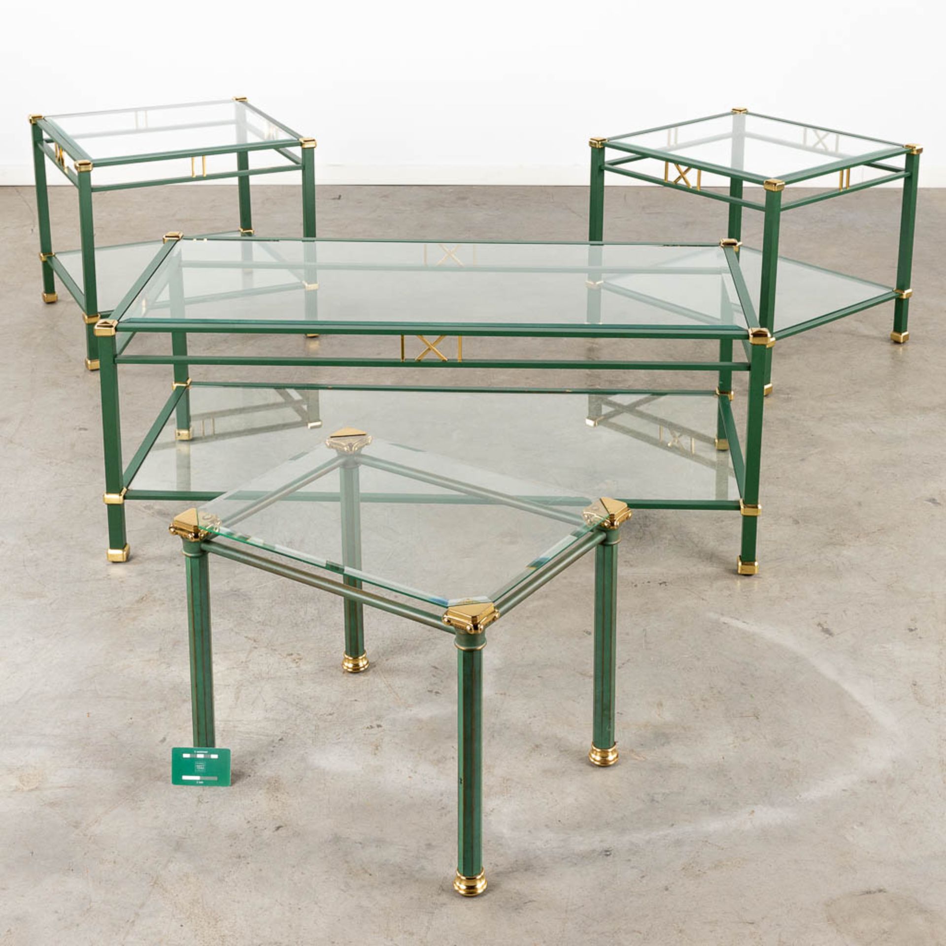4 matching coffee and side tables, lacquered metal and glass, circa 1980. (L:58 x W:118 x H:46 cm) - Bild 2 aus 13