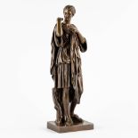 Ferdinand BARBEDIENNE (1810-1892) Diana of Gabii, patinated bronze, 19th C. (L:13 x W:15 x H:51 cm)