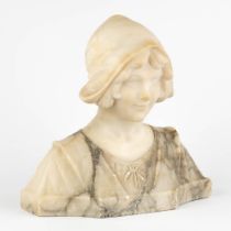 Guglielmo PUGI (c.1850-1915) 'Buste of a lady' sculptured alabaster. (L:18 x W:32 x H:32 cm)