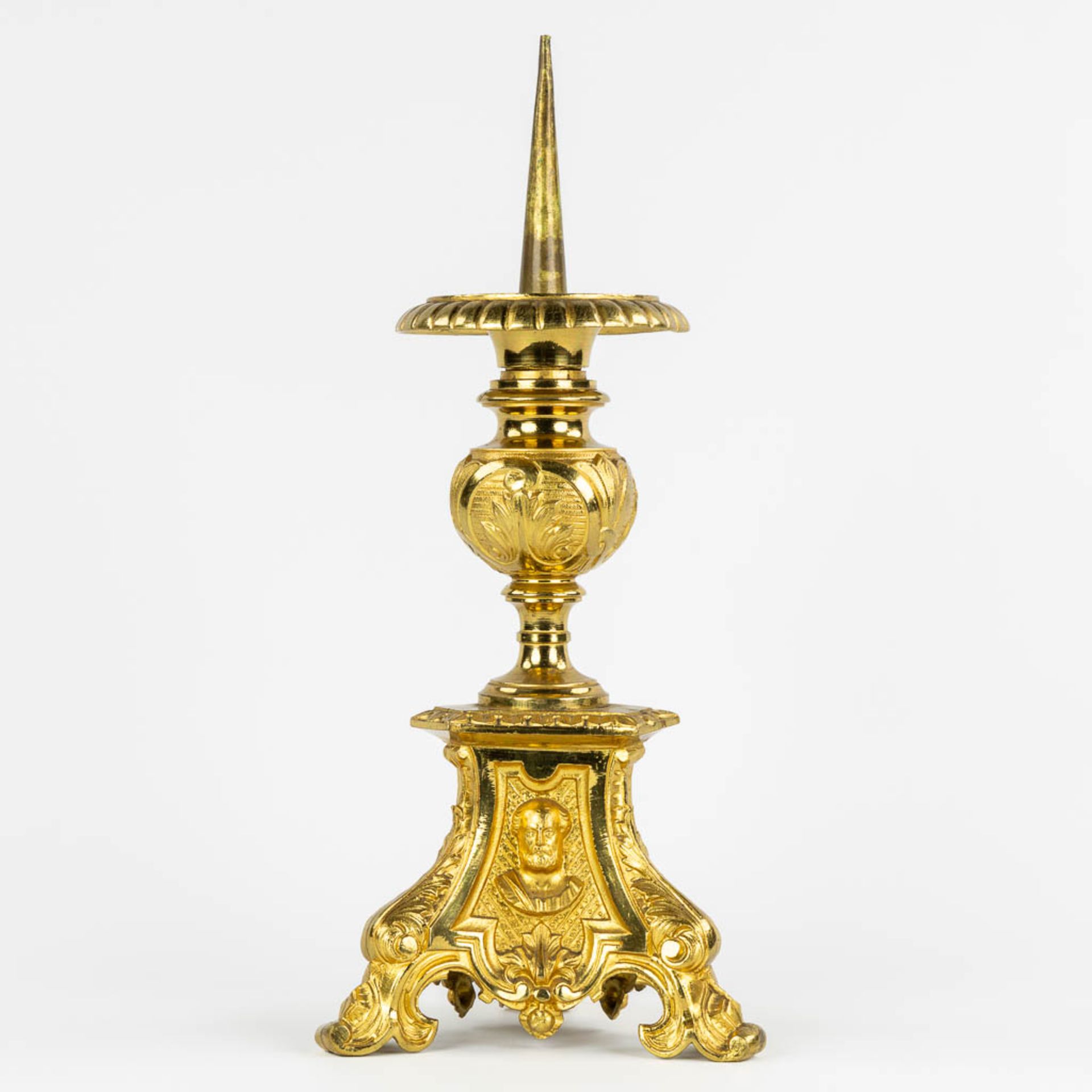 Six Church candlesticks, bronze in a Baroque style with images of Jesus, Mary and Joseph. (H:42 x D: - Image 6 of 13