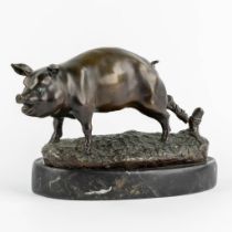 Léopold SAVINE (1861-1934) 'Pig' patinated bronze. (L:14 x W:29 x H:18 cm)