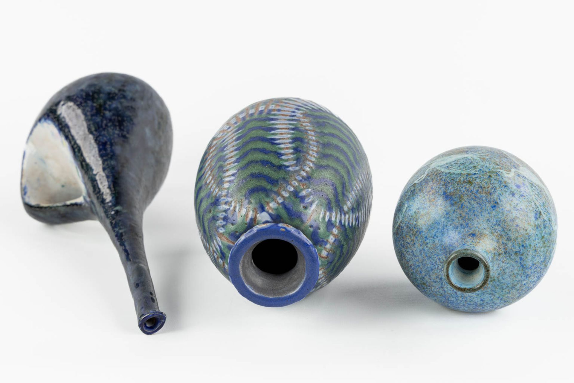 Three ceramic vases with a blue glaze. Revernay, Bertocci en Vallauris. Circa 1960. (L:13 x W:16 x H - Image 8 of 17