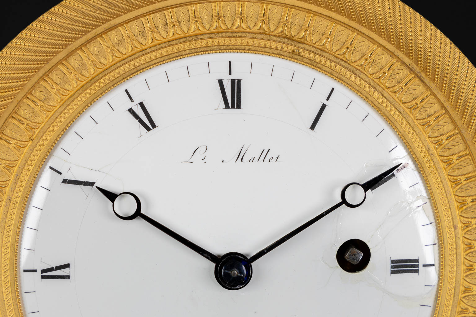 A column clock, white marble mounted with bronze L.Mallet H. de M. D. d'Orléans, n° 937. Empire. (L: - Image 12 of 18