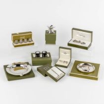 Christofle France, a collection of 8 pieces of silver-plated and silver table accessories. (D:16 cm)