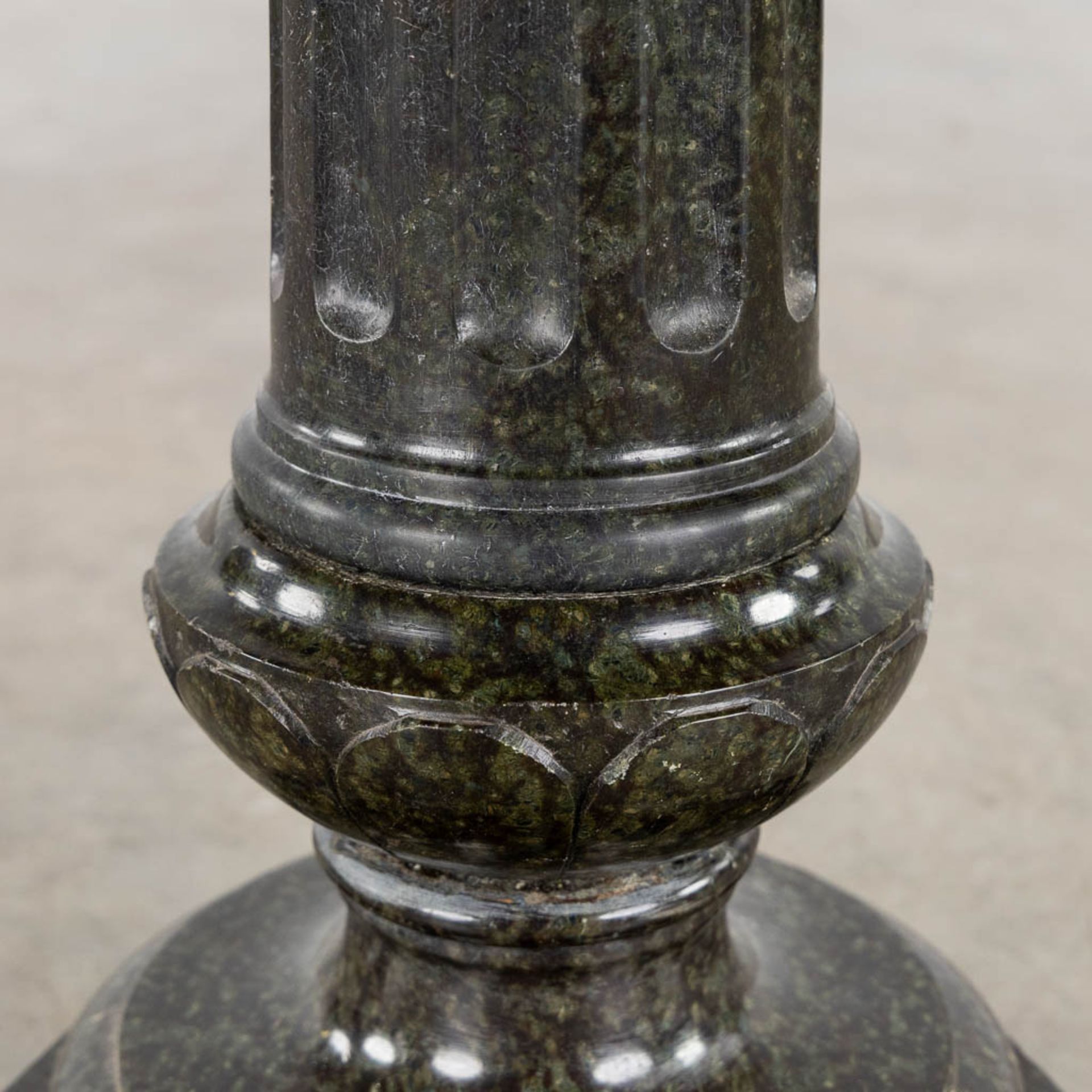 An antique black, sculptured marble pedestal. 19th C. (L:28 x W:28 x H:107 cm) - Image 6 of 9