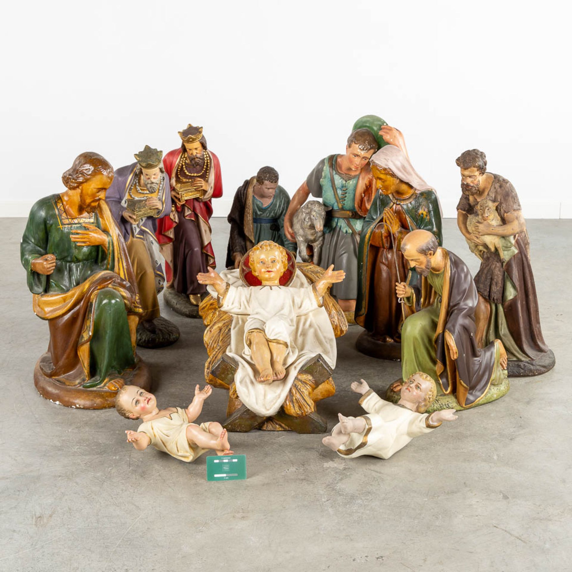 An 11-piece 'Nativity scène', polychrome plaster. (H:64 cm) - Image 2 of 19