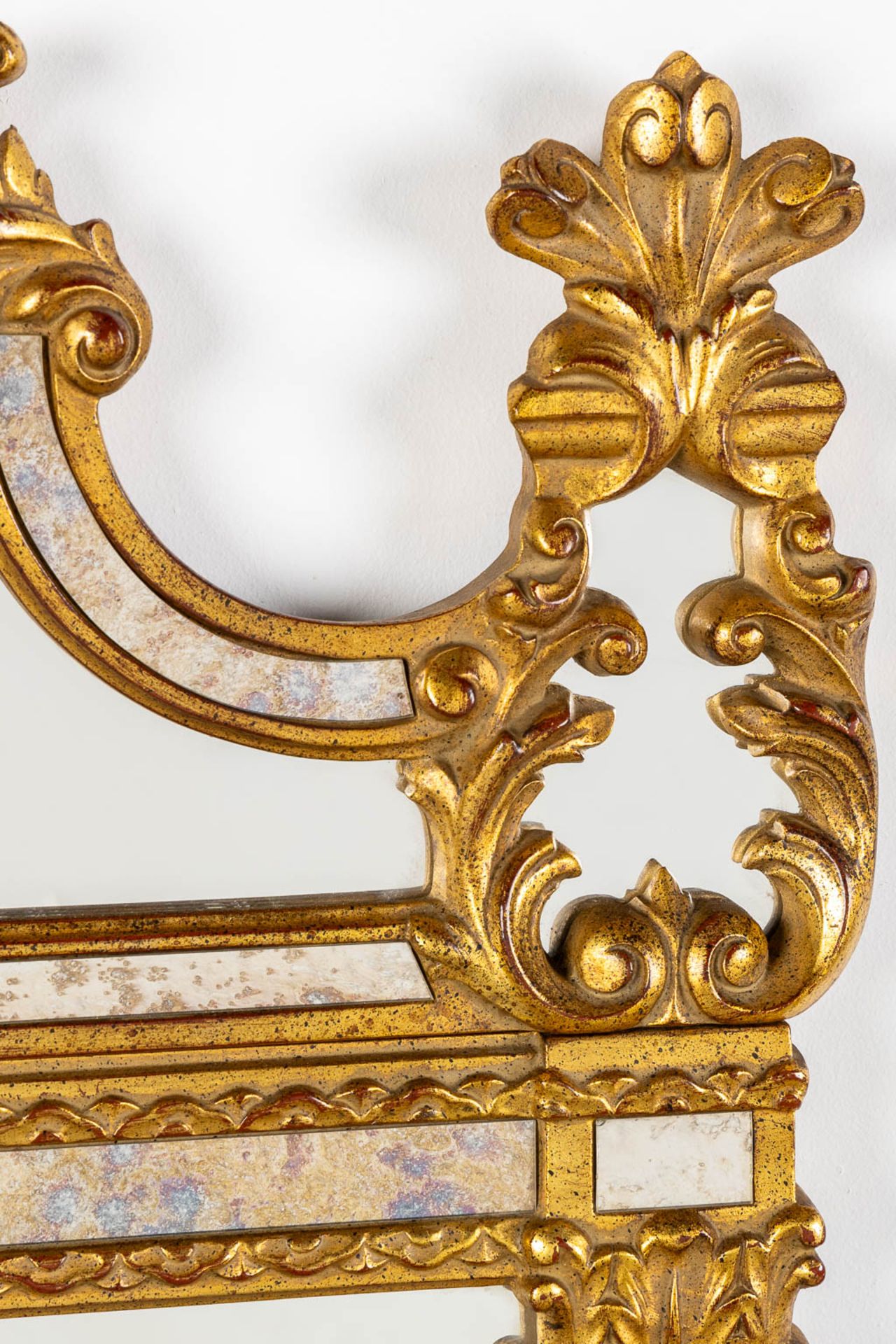 Deknudt, a gilt mirror in Louis XVI style. (W:60 x H:125 cm) - Image 5 of 8