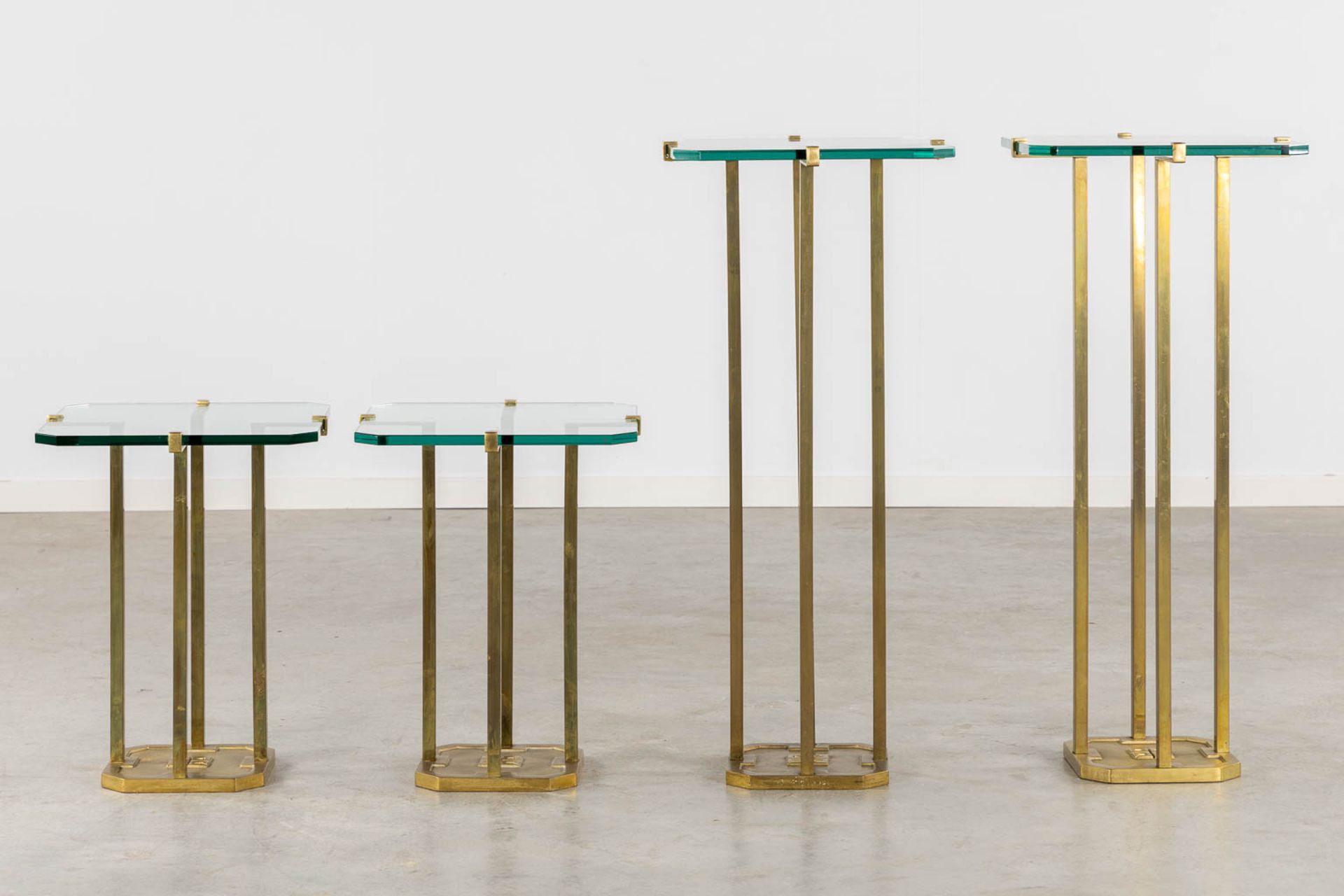 Peter GHYCZY (1940) 'Four Side Tables' bronze and glass. (L:41 x W:41 x H:93 cm) - Image 5 of 12
