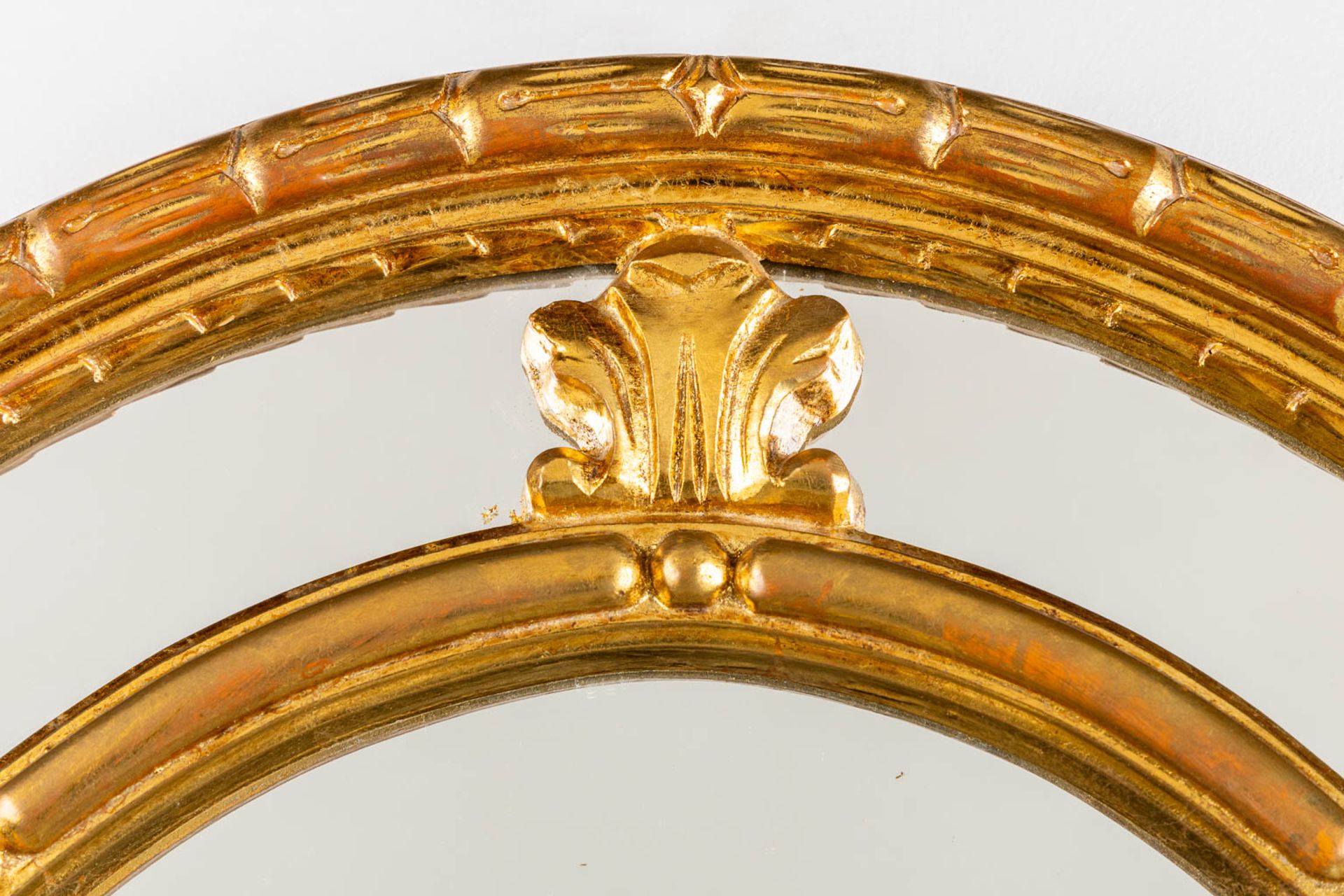 Deknudt, a gilt oval mirror. (W:72 x H:92 cm) - Image 5 of 6