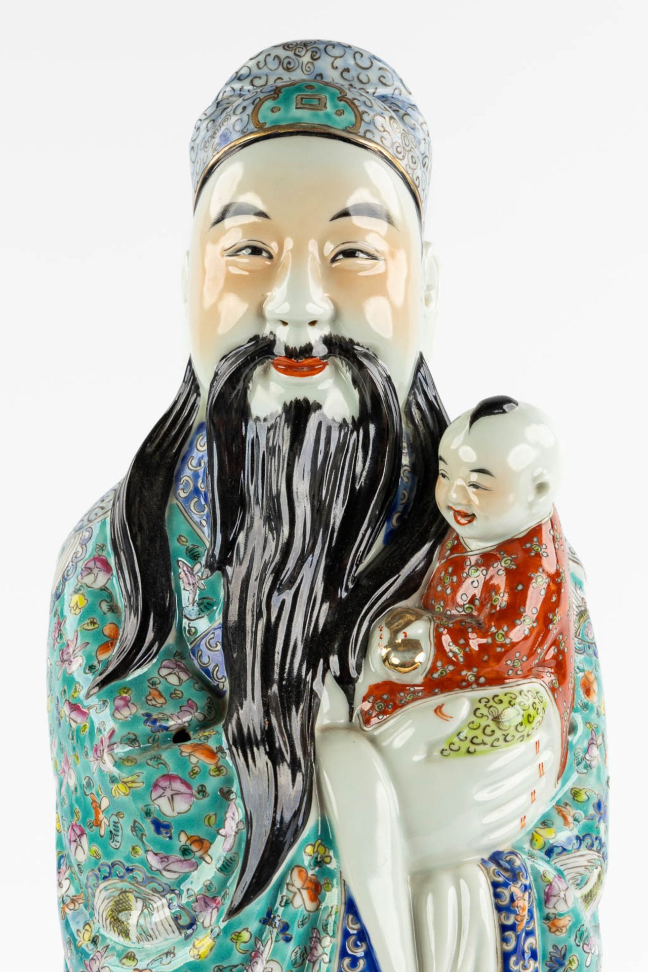 Three Chinese Famille Rose porcelain figurines of Fu, Lu and Shou. 20th C. (L:15 x W:20 x H:62,5 cm) - Image 16 of 17
