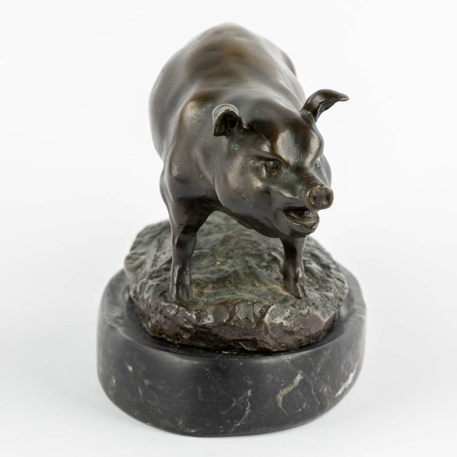 Léopold SAVINE (1861-1934) 'Pig' patinated bronze. (L:14 x W:29 x H:18 cm) - Image 6 of 10