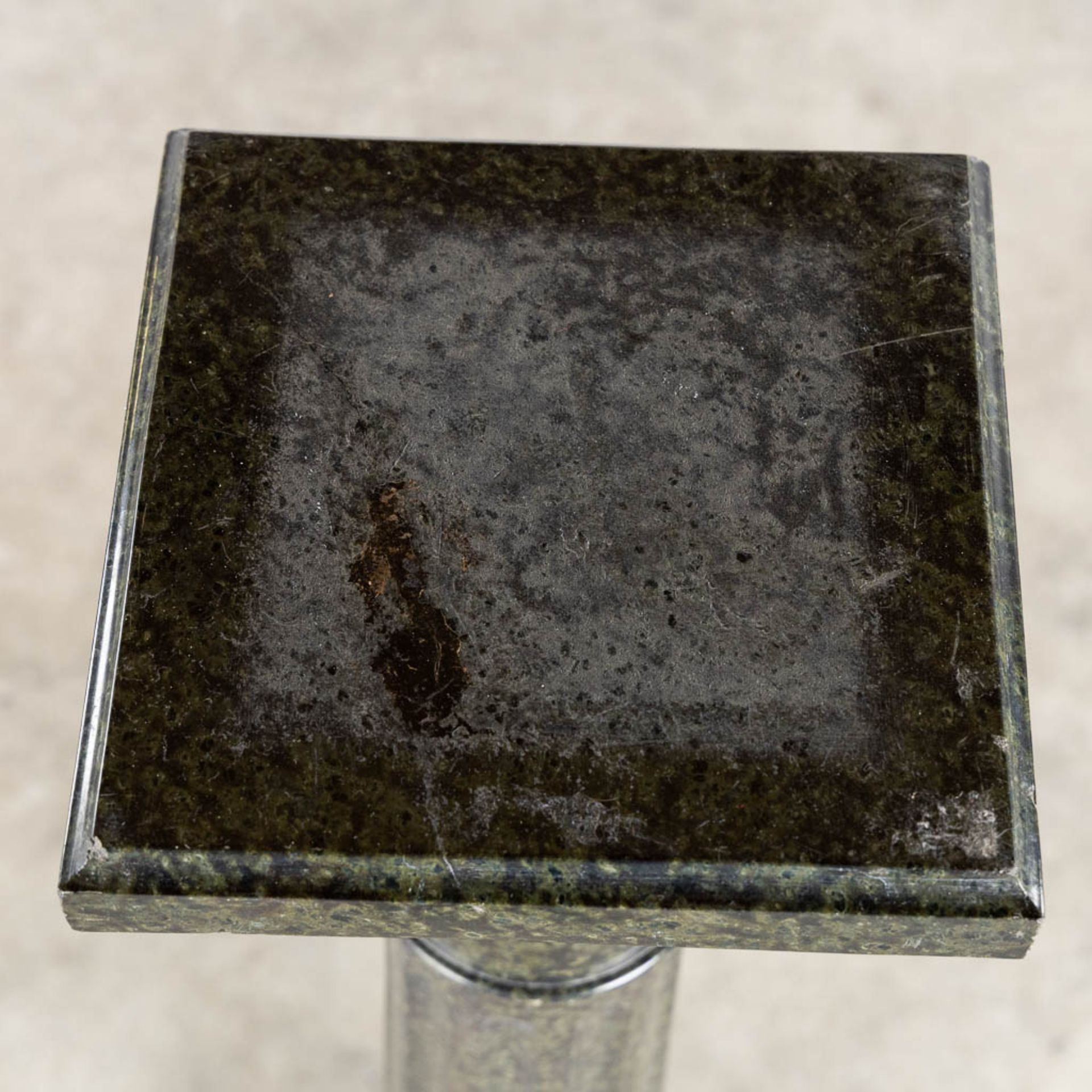 An antique black, sculptured marble pedestal. 19th C. (L:28 x W:28 x H:107 cm) - Image 4 of 9