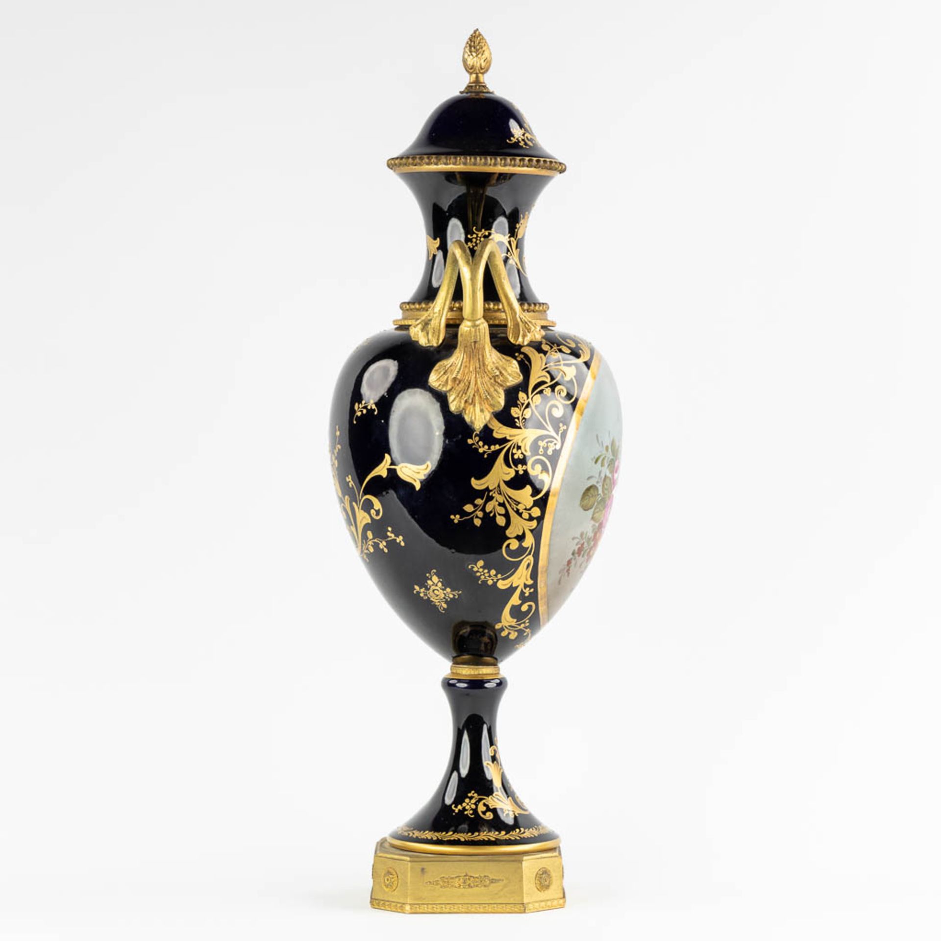 Sèvres, a large cobalt-blue and bronze mounted vase, 20th C. (L:23 x W:33 x H:73 cm) - Image 4 of 12