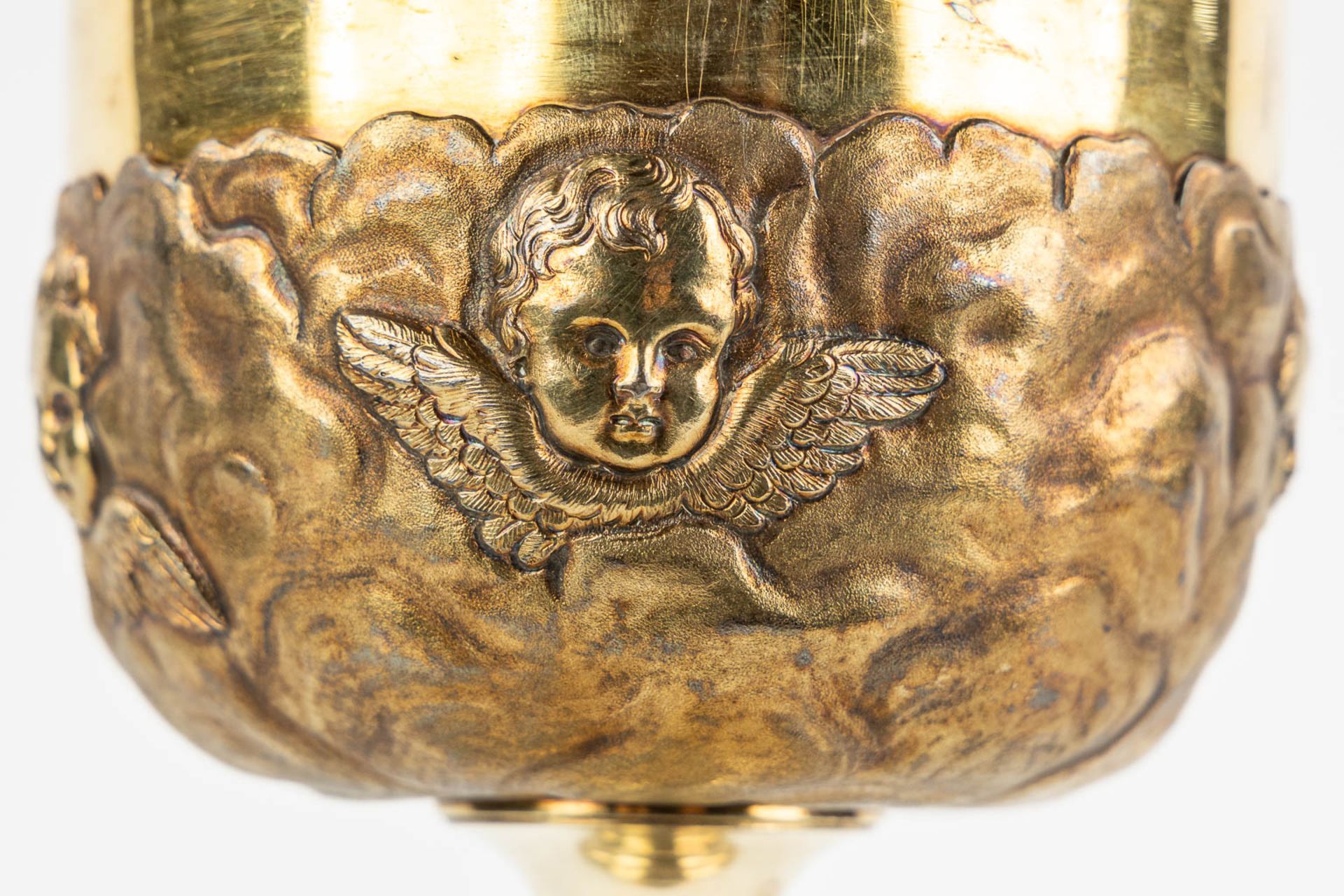 Jan Jacobus Vermandele (1788-1859) Silver Ciboria, decorated with angels. Belgium, 19th C. 1,233kg. - Image 12 of 16