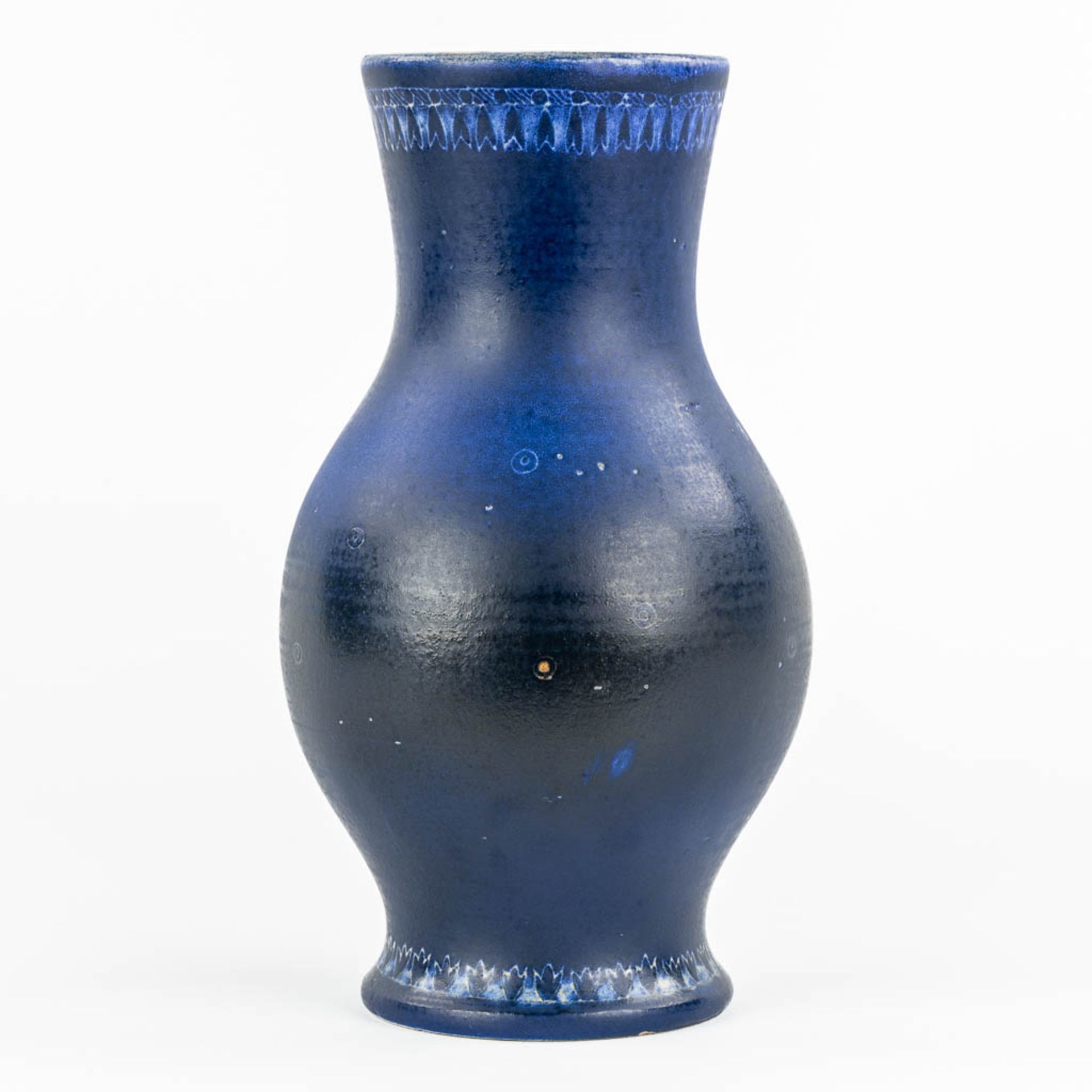 A vase with blue glaze, glazed ceramics for Perignem. From the early periods. (H:31,5 x D:18 cm) - Image 4 of 11