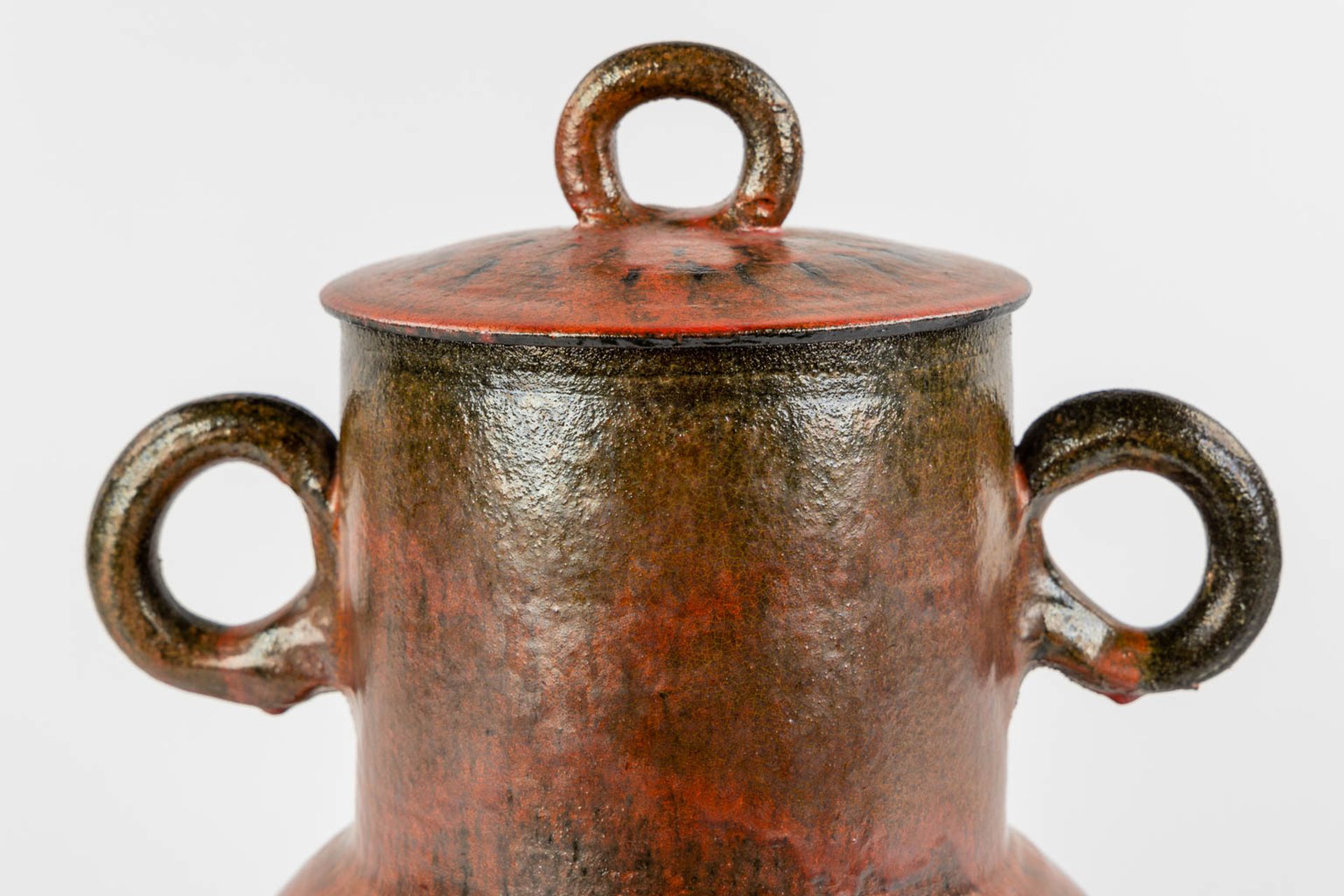 Léon GOOSSENS (XX) 'Vase' Chrome red glazed ceramics. (L:21 x W:26 x H:36 cm) - Image 10 of 12