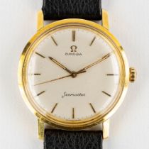 Omega Seamaster, a vintage men's wristwatch, 18kt yellow gold, waterproof case. 34mm. (D:3,4 cm)
