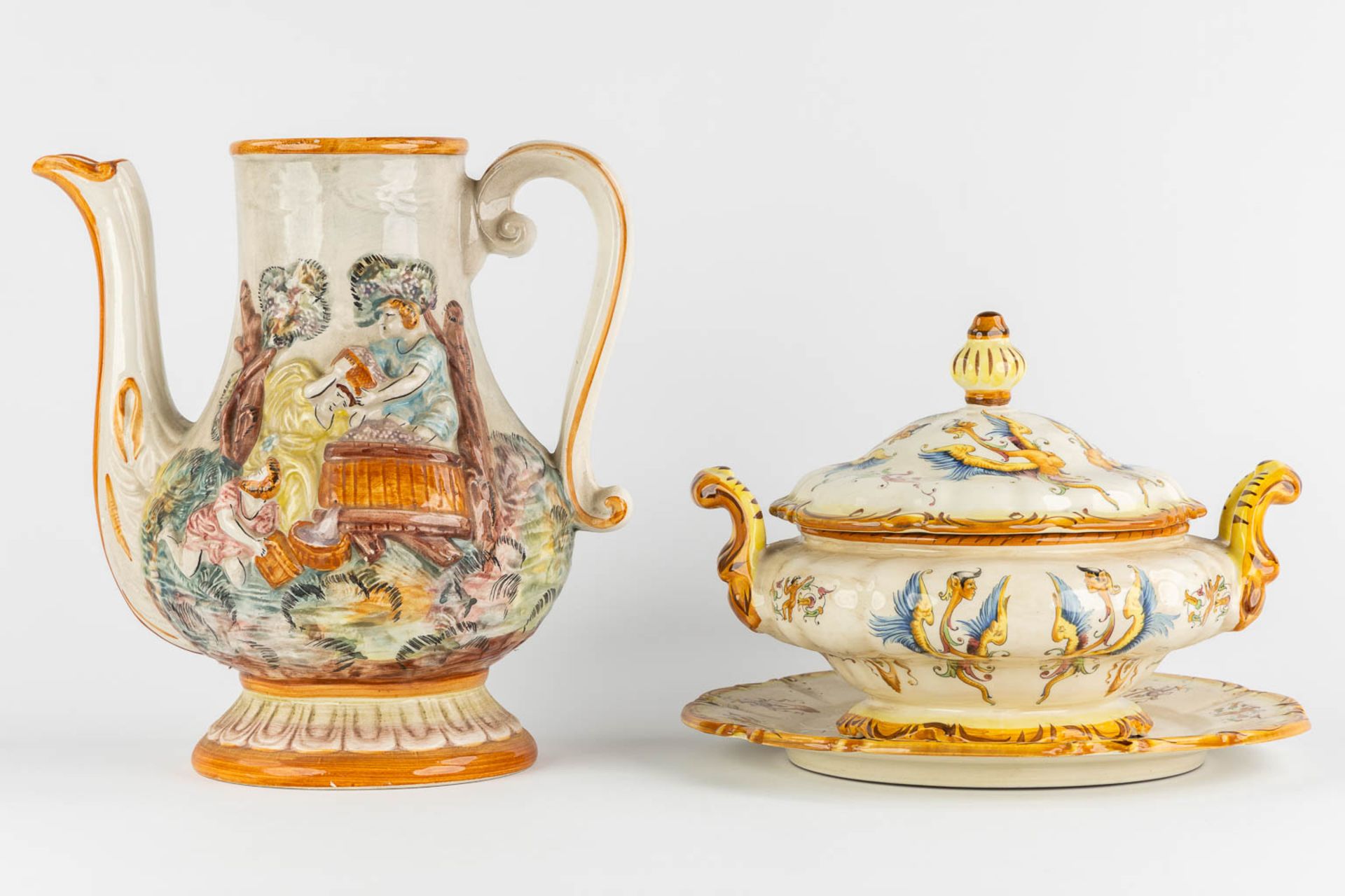 Capodimonte, 5 large pitchers, vases and urns. Glazed faience. (L:23 x W:31 x H:50 cm) - Image 17 of 31