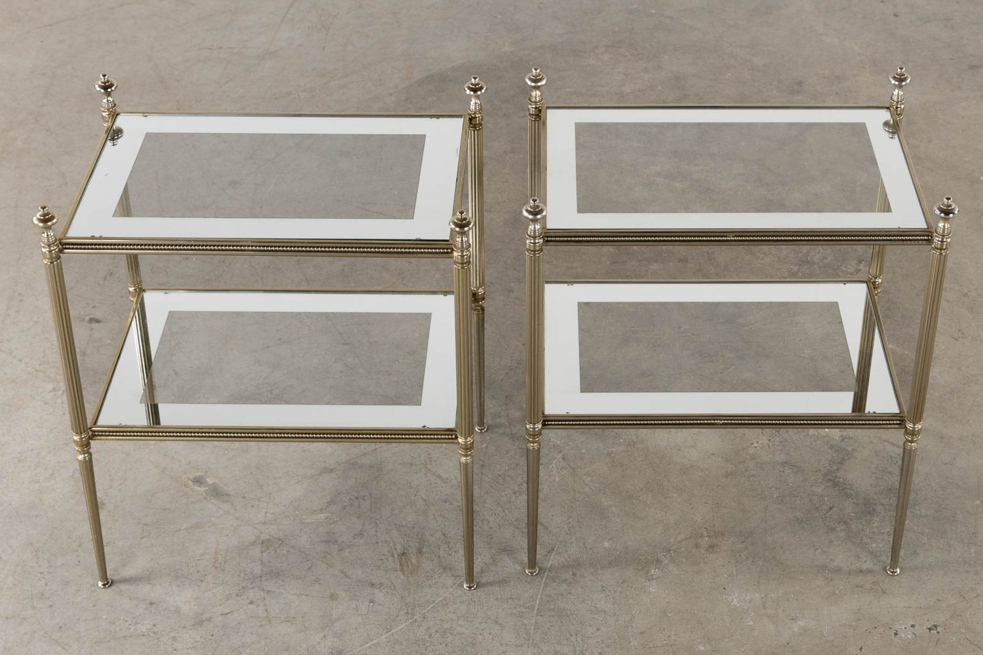 A pair of two-tier side tables, silver-plated metal and mirrored glass. 20th C. (L:34 x W:50 x H:58 - Image 12 of 12