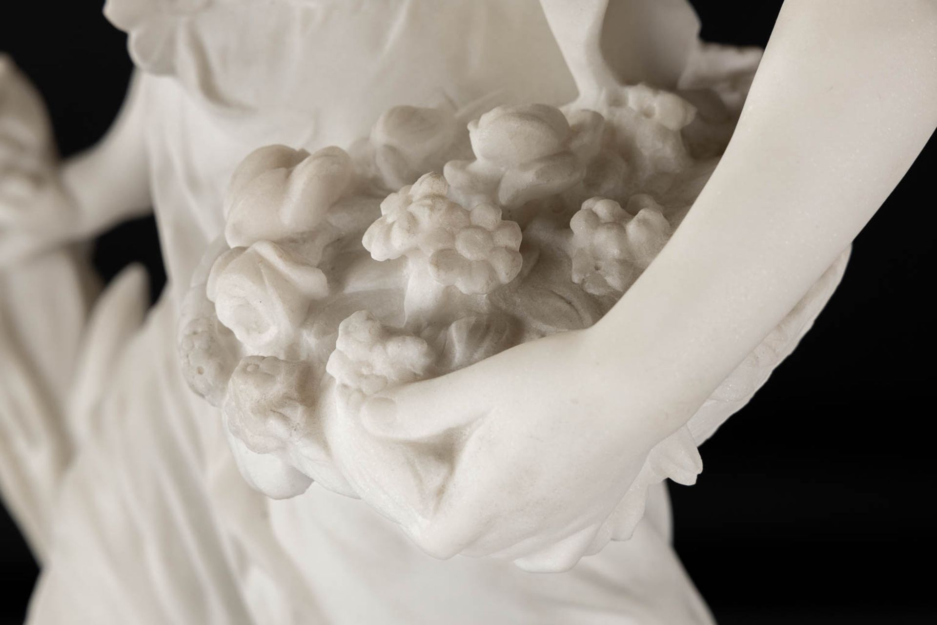 Hippolyte MOREAU (1832-1927) 'Lady with flowers' sculptured Carrara marble. (L:25 x W:35 x H:80 cm) - Image 9 of 12