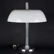 Egon HILLEBRAND (XX-XXI) 'Table Lamp' Chrome plated metal and acrylic. (H:53 x D:44 cm)