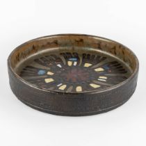 Elisabeth VANDEWEGHE (1946) 'Fruit Bowl' glazed ceramics for Perignem. (H:7 x D:35 cm)