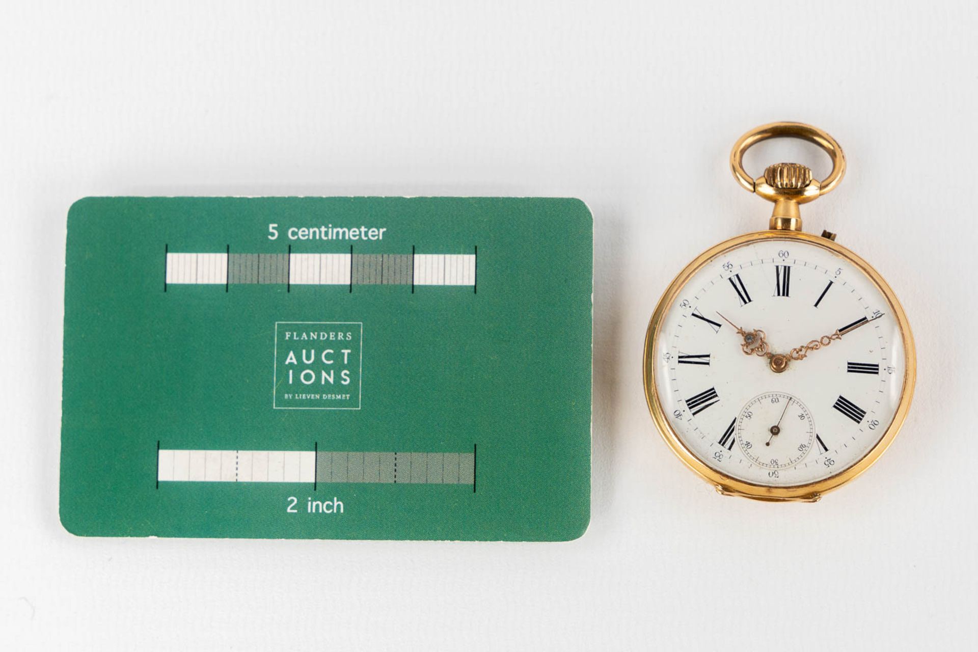 An antique pocket watch, 18kt yellow gold with a white enamel dial. (H:6,3 x D:4,3 cm) - Image 2 of 10