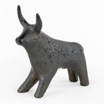 Rogier VANDEWEGHE (1923-2020) 'Bull' for Amphora. (L:7,5 x W:19 x H:18 cm)