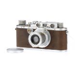 A Leitz Wetzlar Leica III 35mm Rangefinder Camera