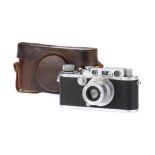 A Leitz Wetzlar Leica III Rangefinder 35mm Camera