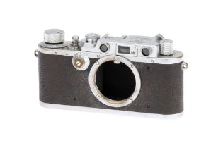 A Leica IIIa 35mm Rangefinder Camera Body,