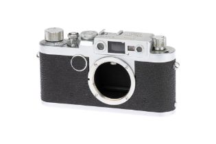 A Leica IIg Rangefinder Camera,