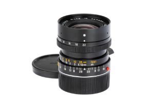 A Leitz Elmarit-M f/2.8 28mm Lens,