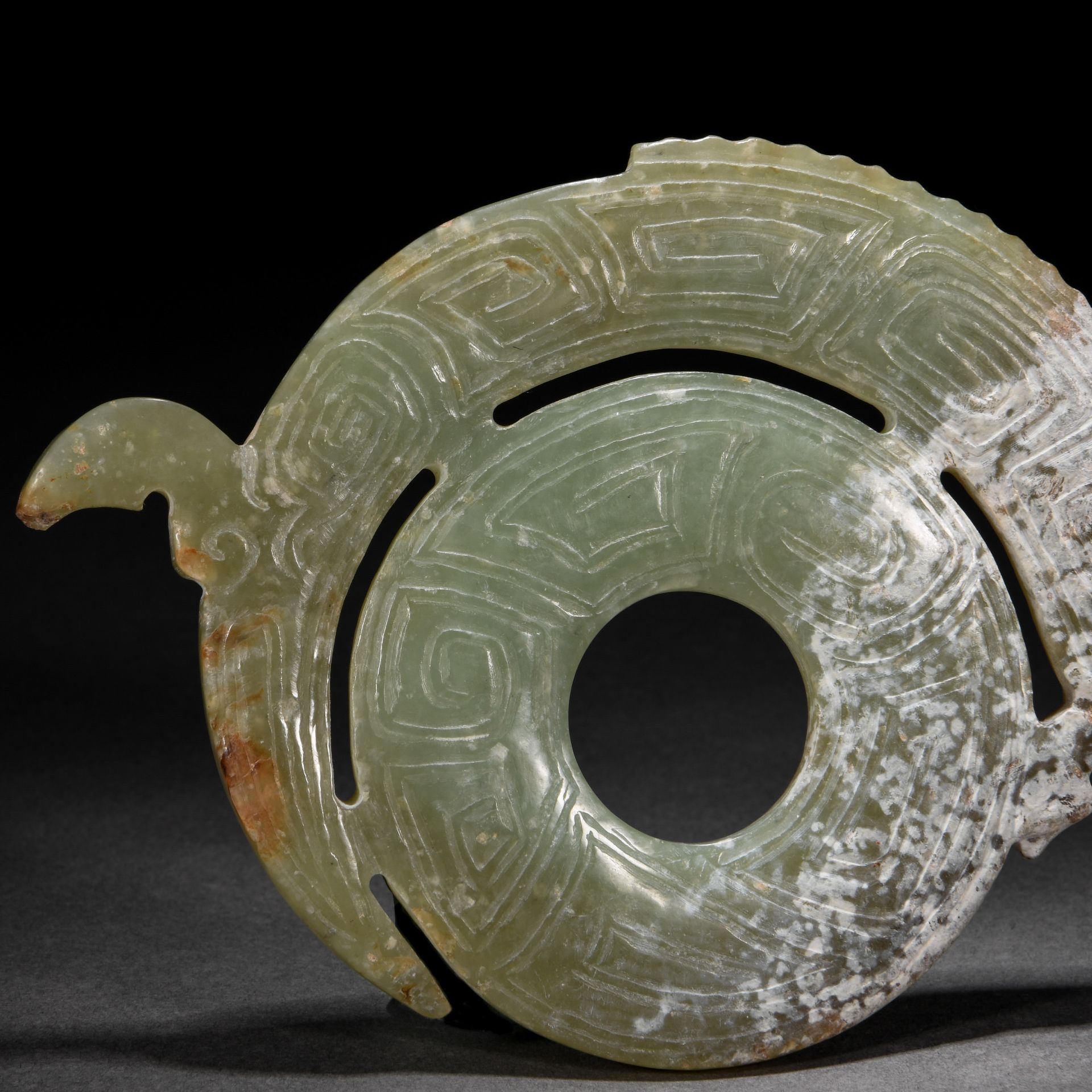 A Chinese Carved Jade Dragon Ornament - Image 4 of 7