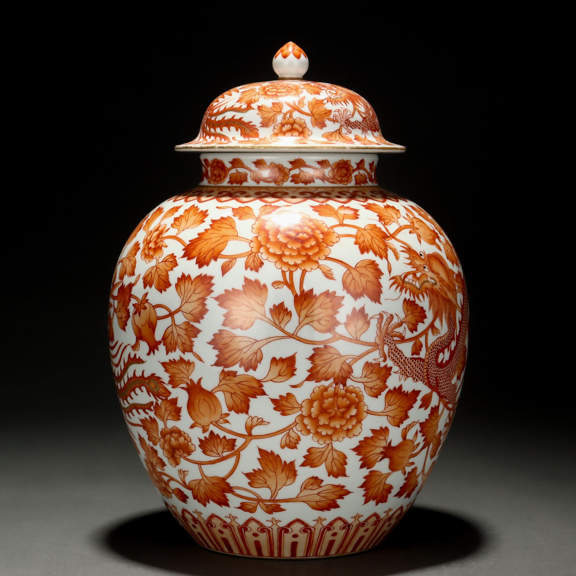 A Chinese Iron Red and Gilt Dragon Jar with Cover - Image 2 of 9