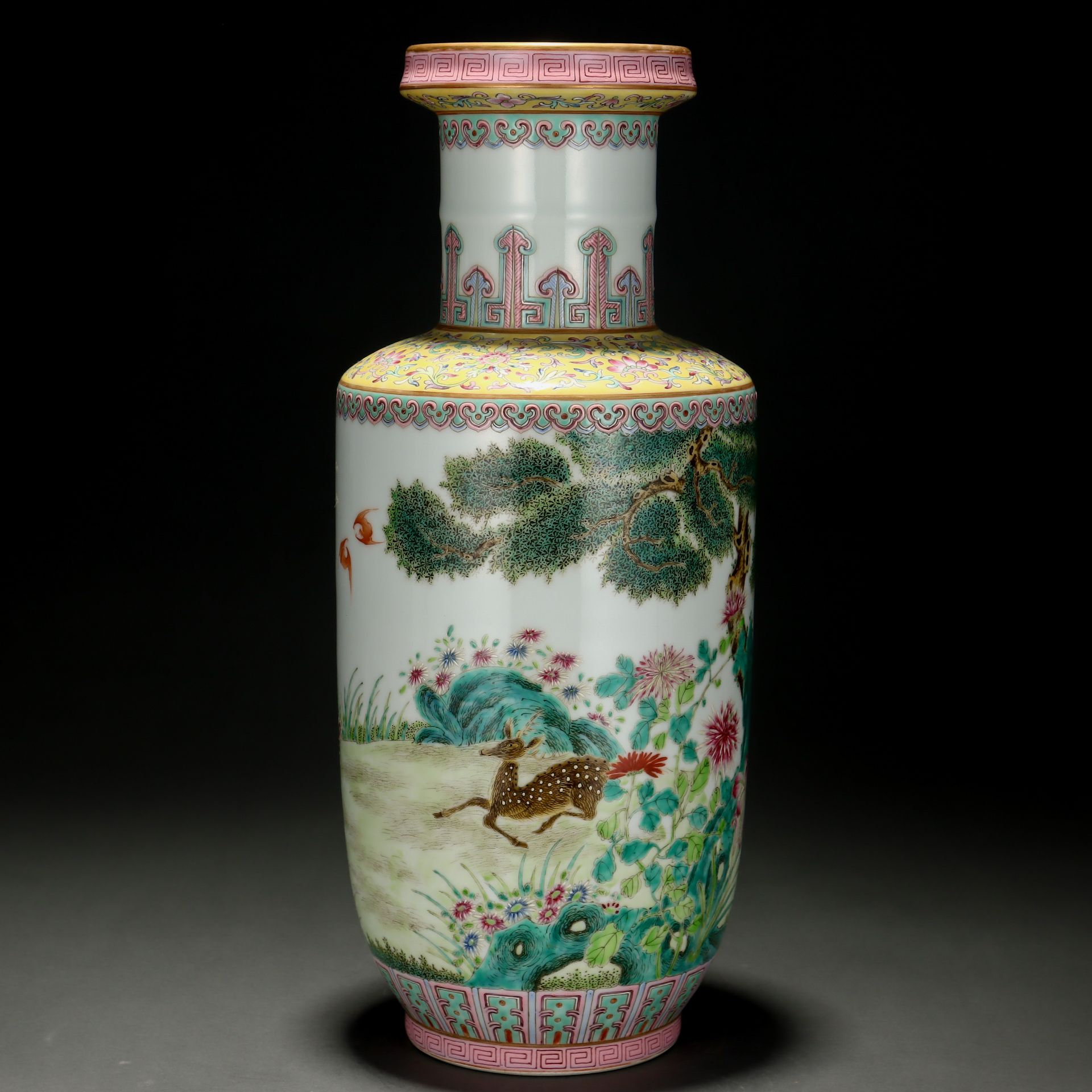 A Chinese Famille Rose Deers Mallet Vase - Bild 2 aus 9